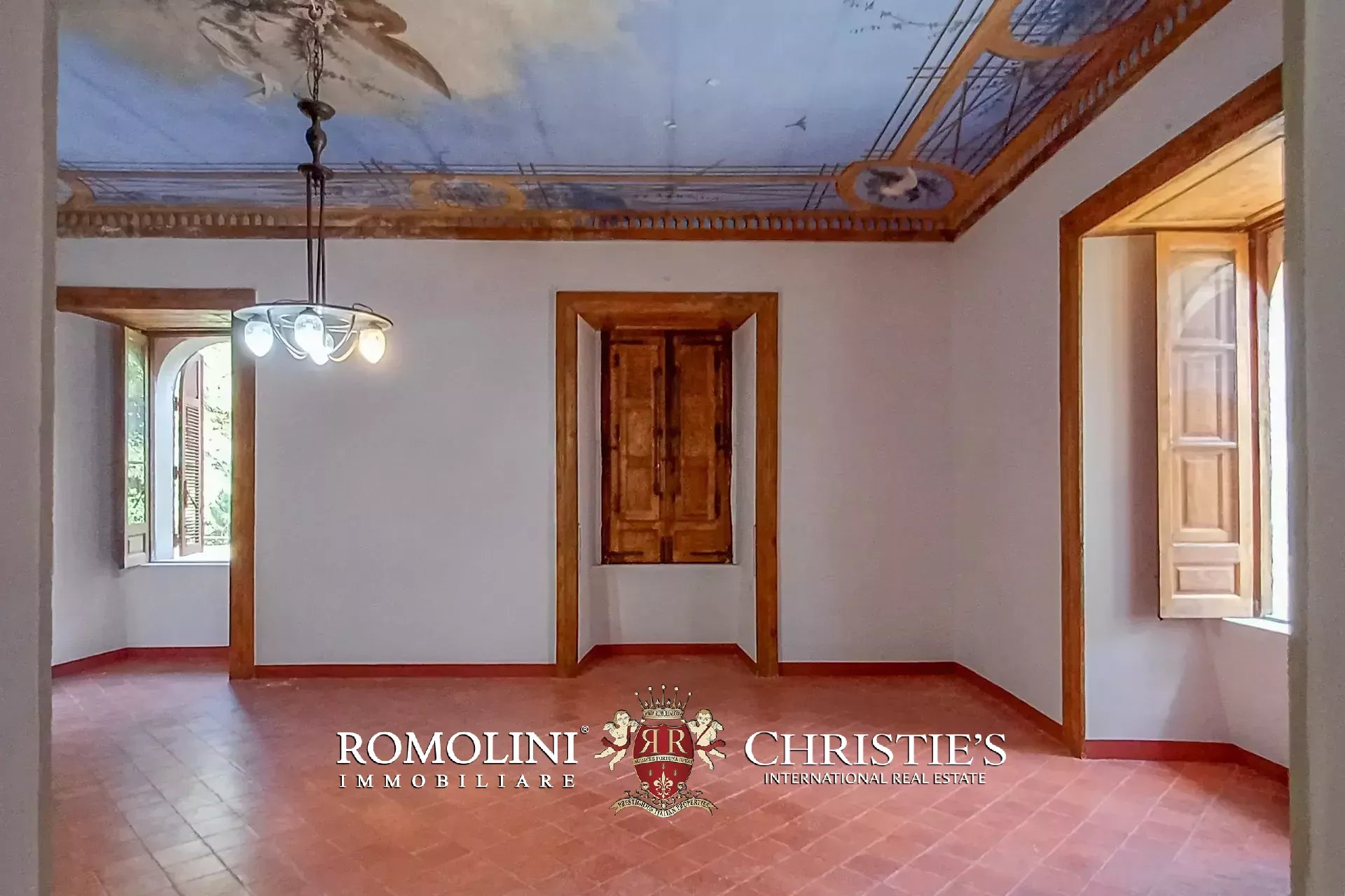 11 Bedroom Villa/Townhouse's Image 35