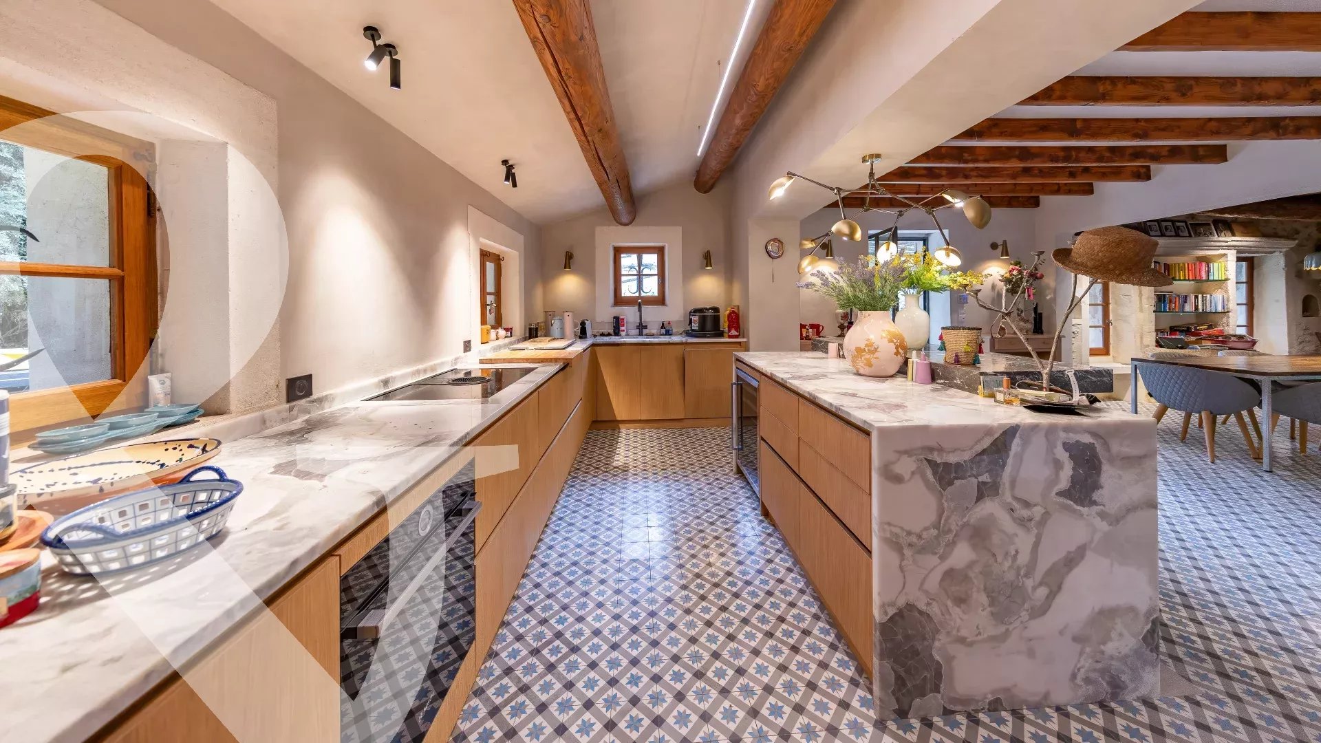 IMMERSION DANS  LES ALPILLES