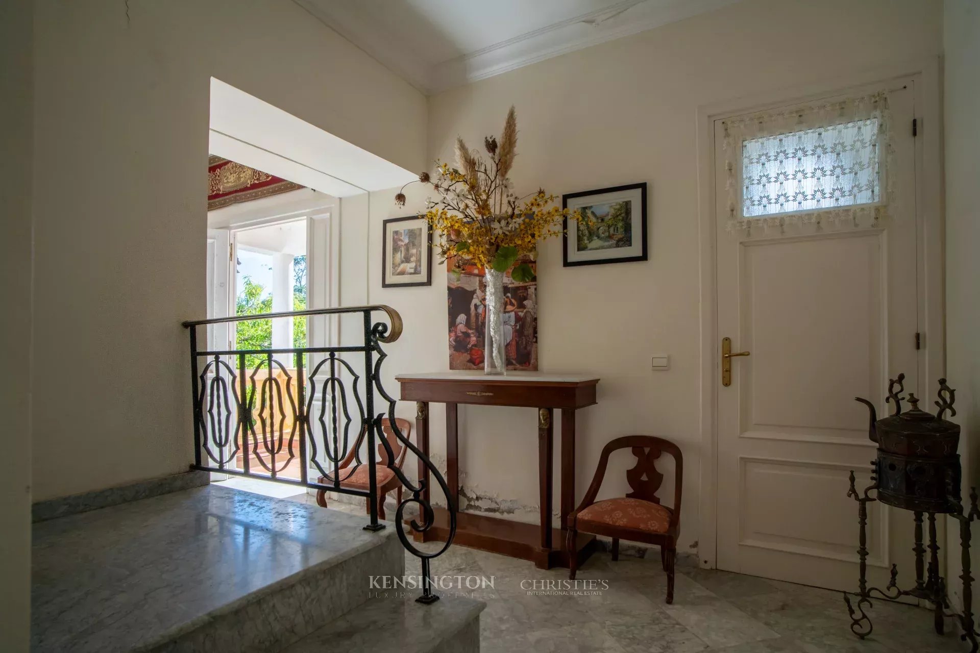 4 Bedroom Villa/Townhouse's Image 9