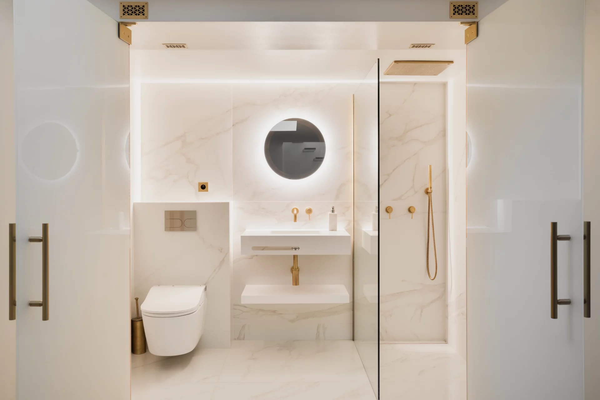 Paris 7e - ESPLANADE DES INVALIDES