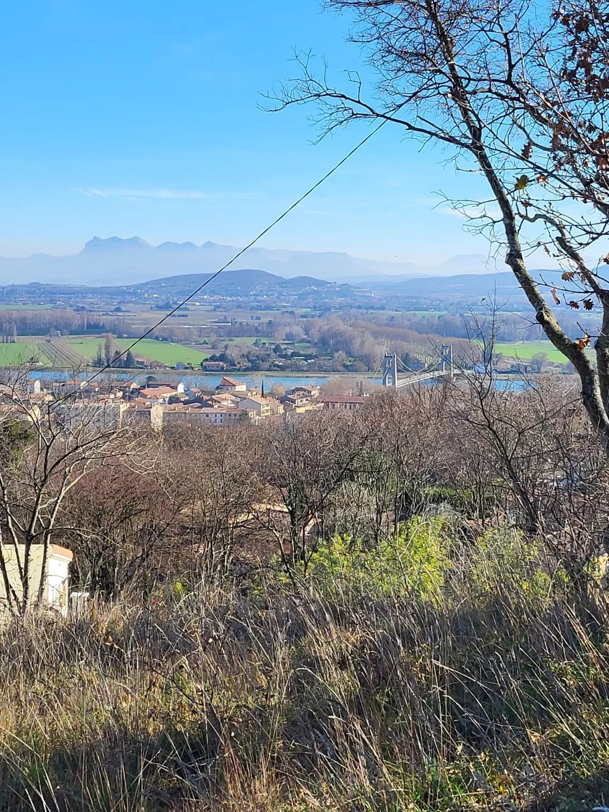 TERRAIN DE 4250 M2 EN ZONE NATURELLE