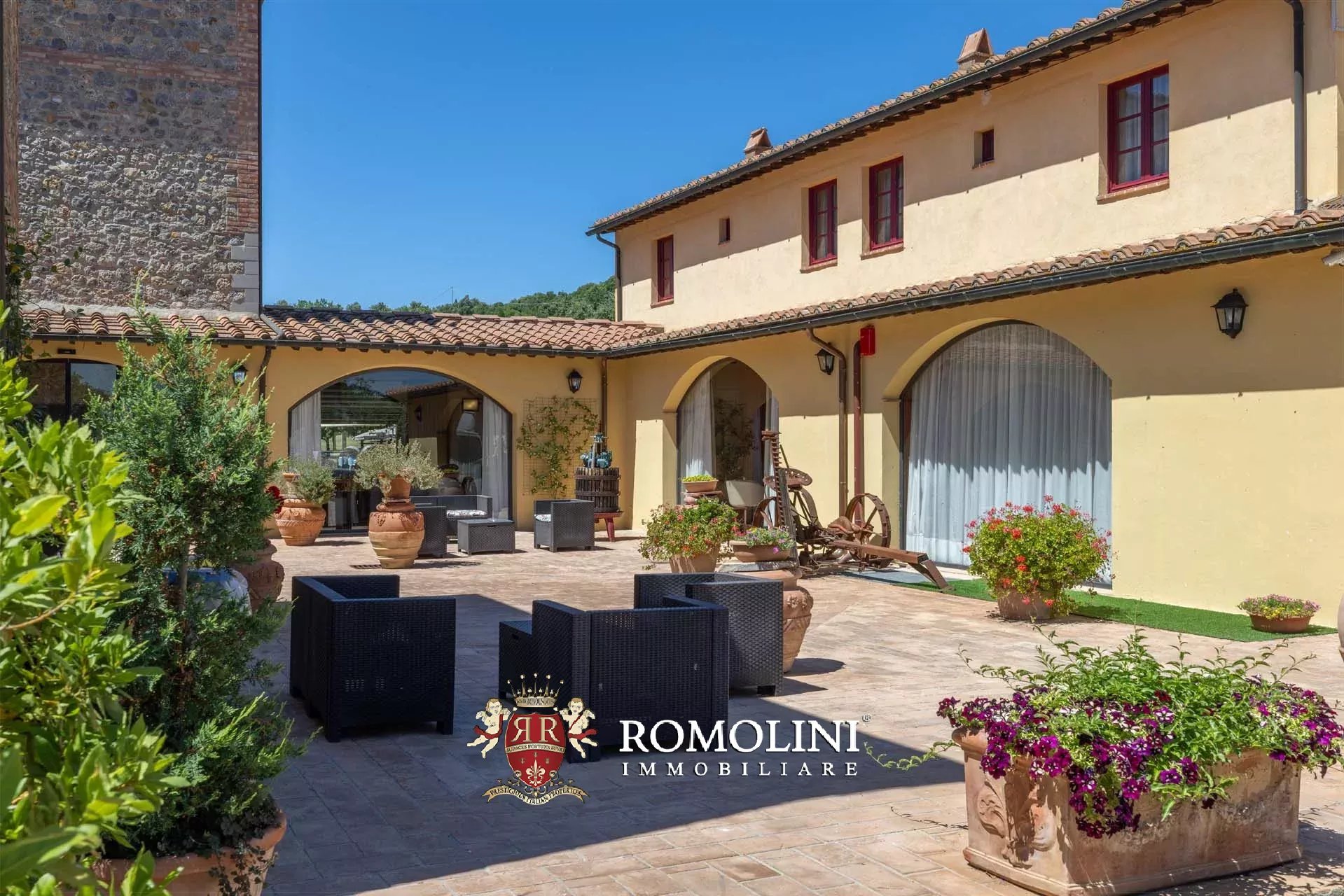 63 Bedroom Villa/Townhouse's Image 47