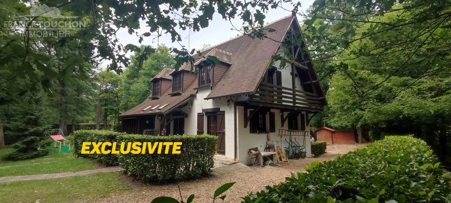 PAVILLON familial à FERRIERES-EN-GATINAIS (45210) 5 chambres - sous-sol total - jardin de  2026 m² - à 1h de PARIS