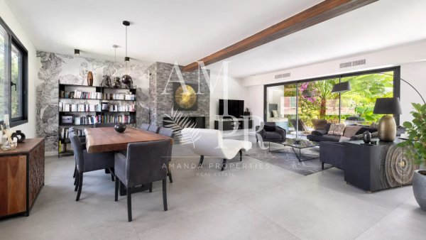 Elegant Contemporary Townhouse - Tropical inspiration — photo 4