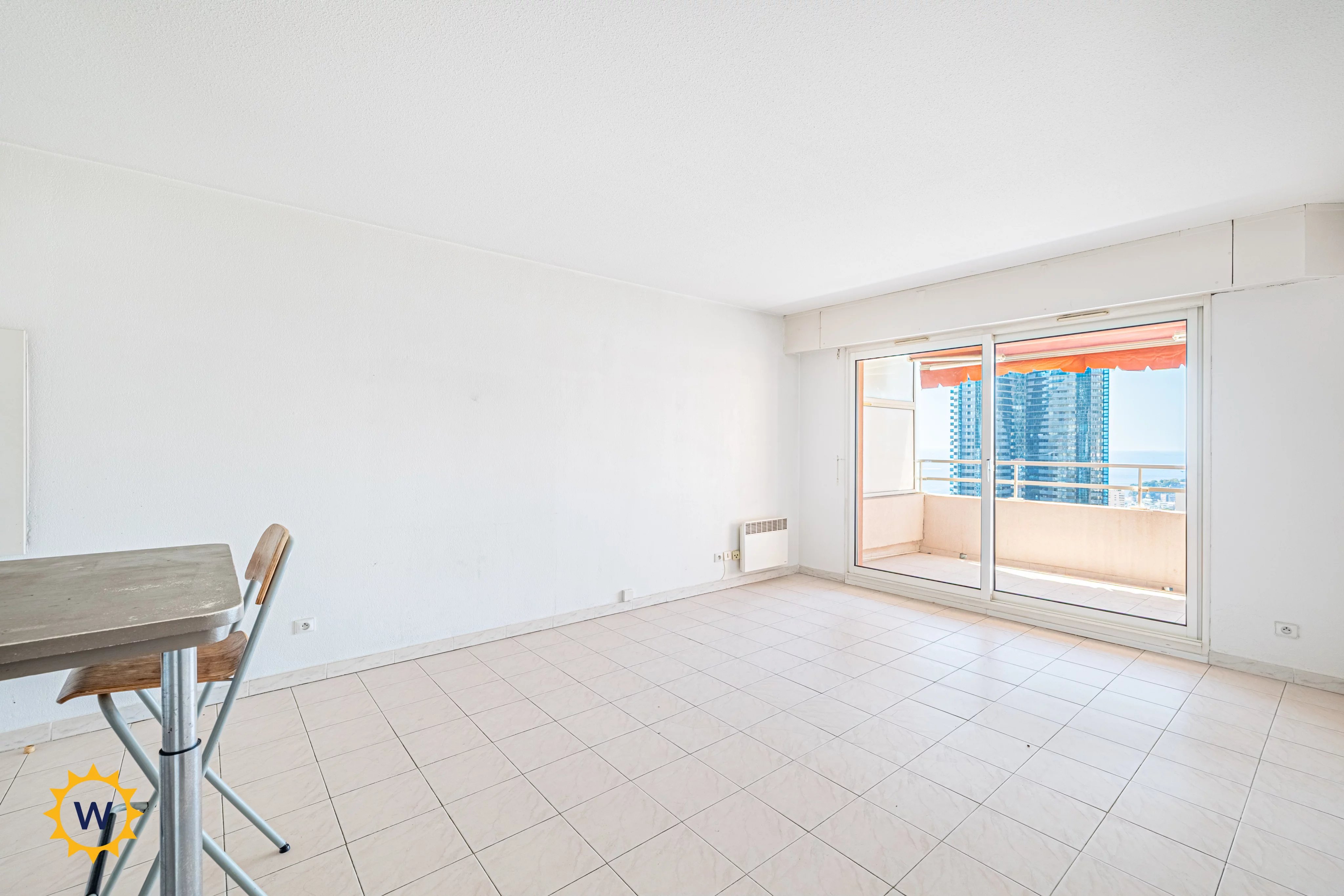 BEAUSOLEIL – VILLA PARADISO – 2 PIÈCES AVEC TERRASSE, VUE MER ET MONACO — photo 4