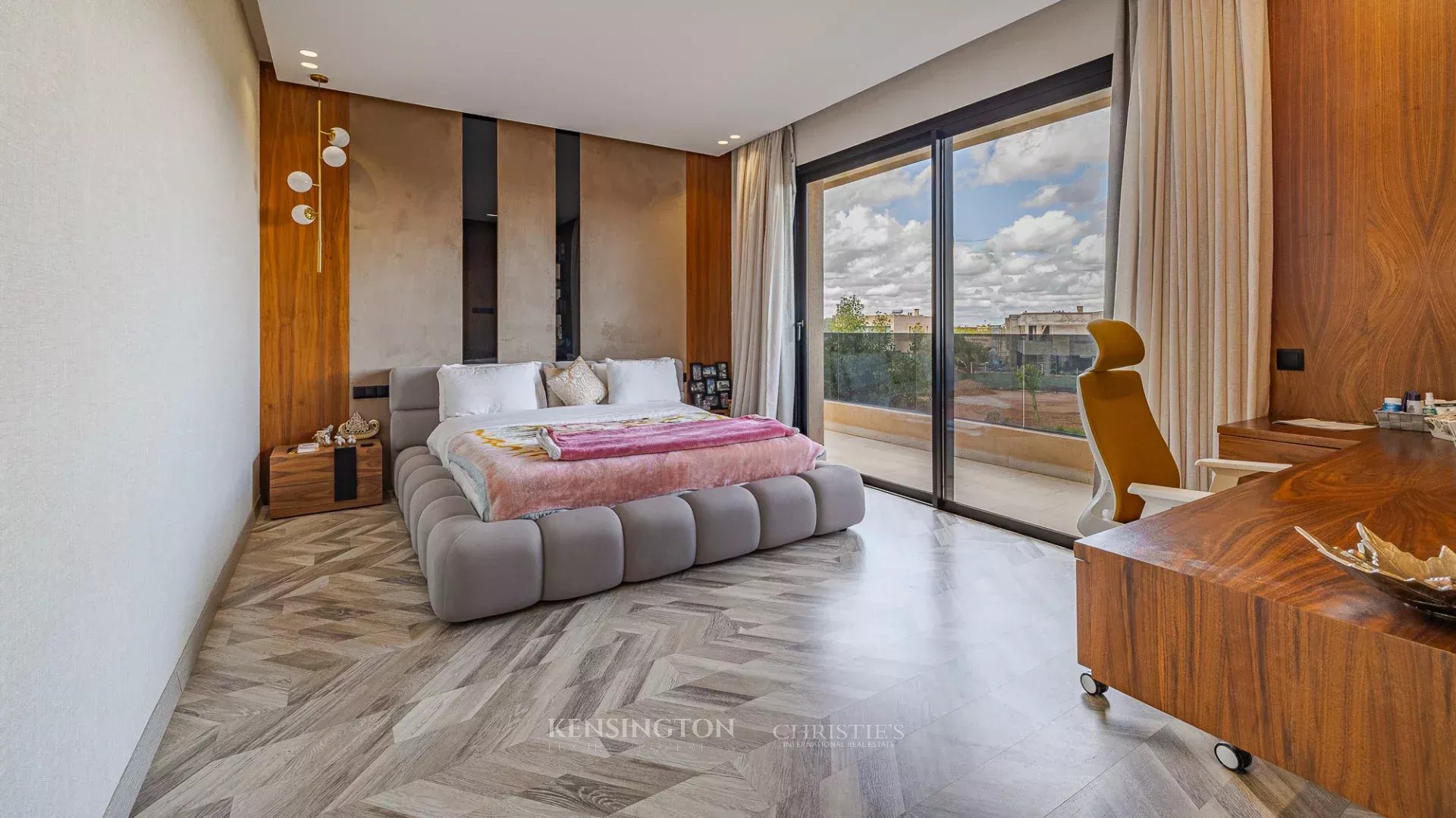 5 Bedroom Villa/Townhouse's Image 25