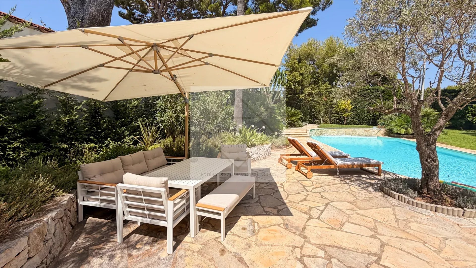 Magnifique villa rénovée au cœur du Cap d’Antibes — photo 26