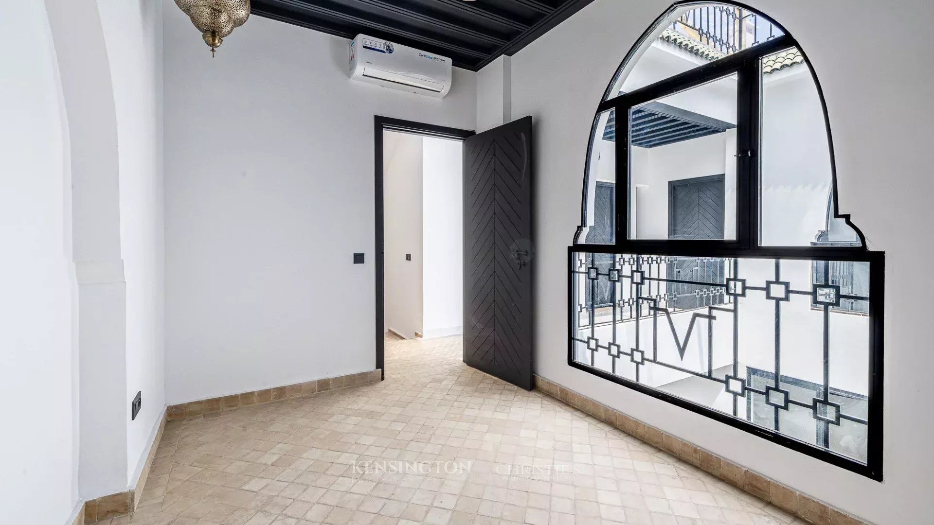 4 Bedroom Villa/Townhouse's Image 18