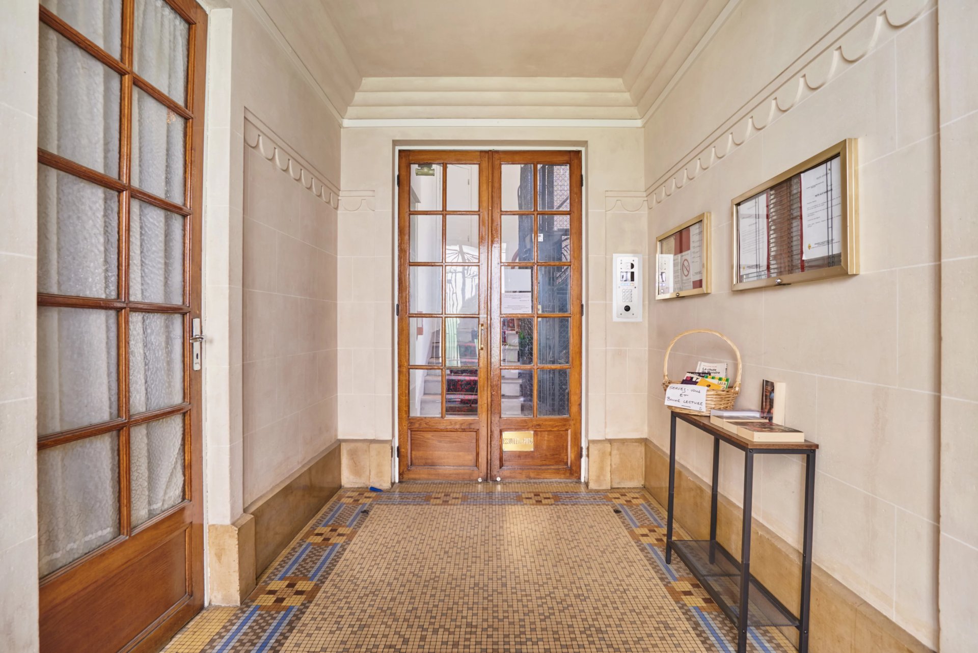 1 Bedroom Apartment/Flat's Image 11
