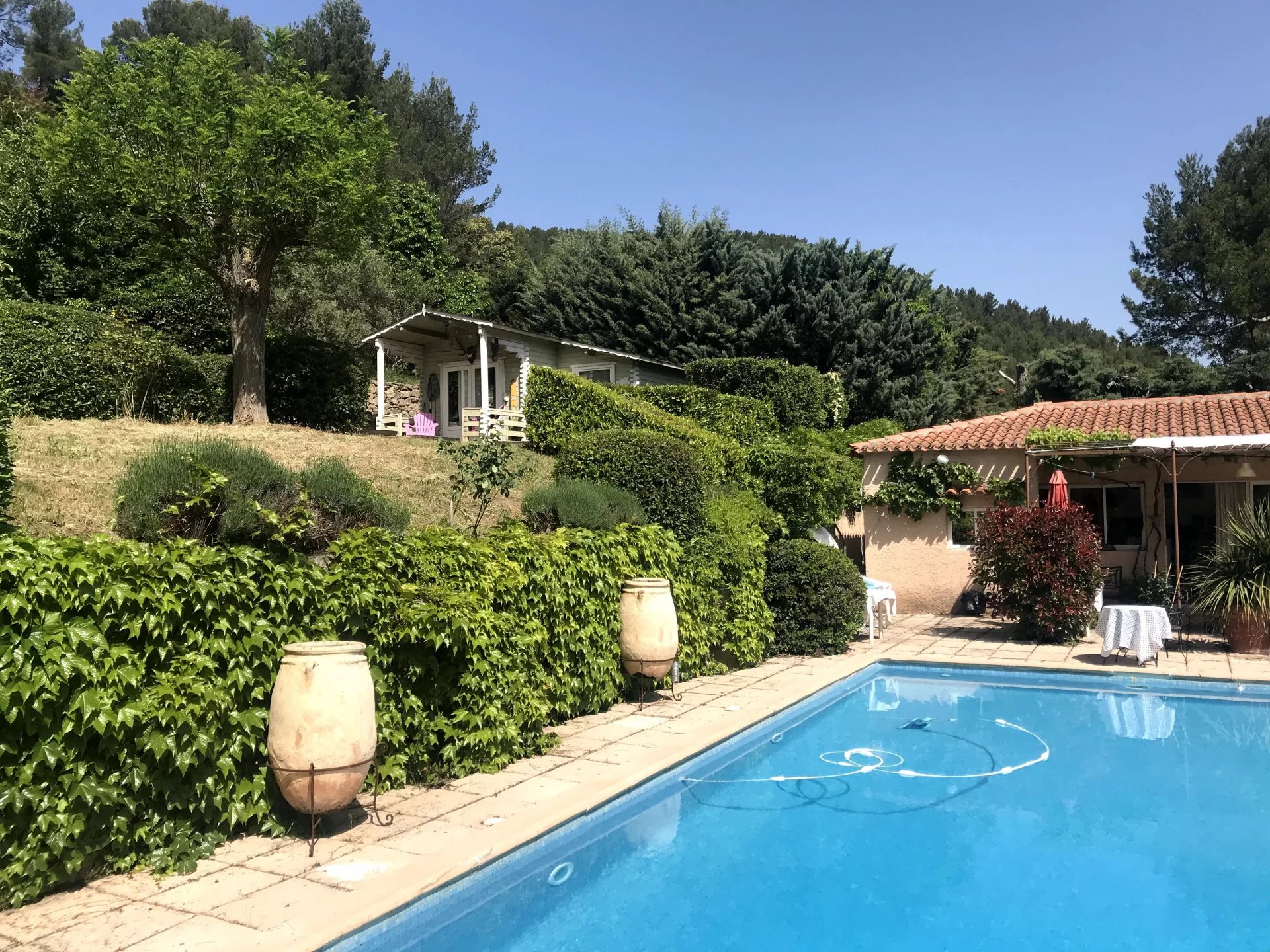 Agence immobilière de 