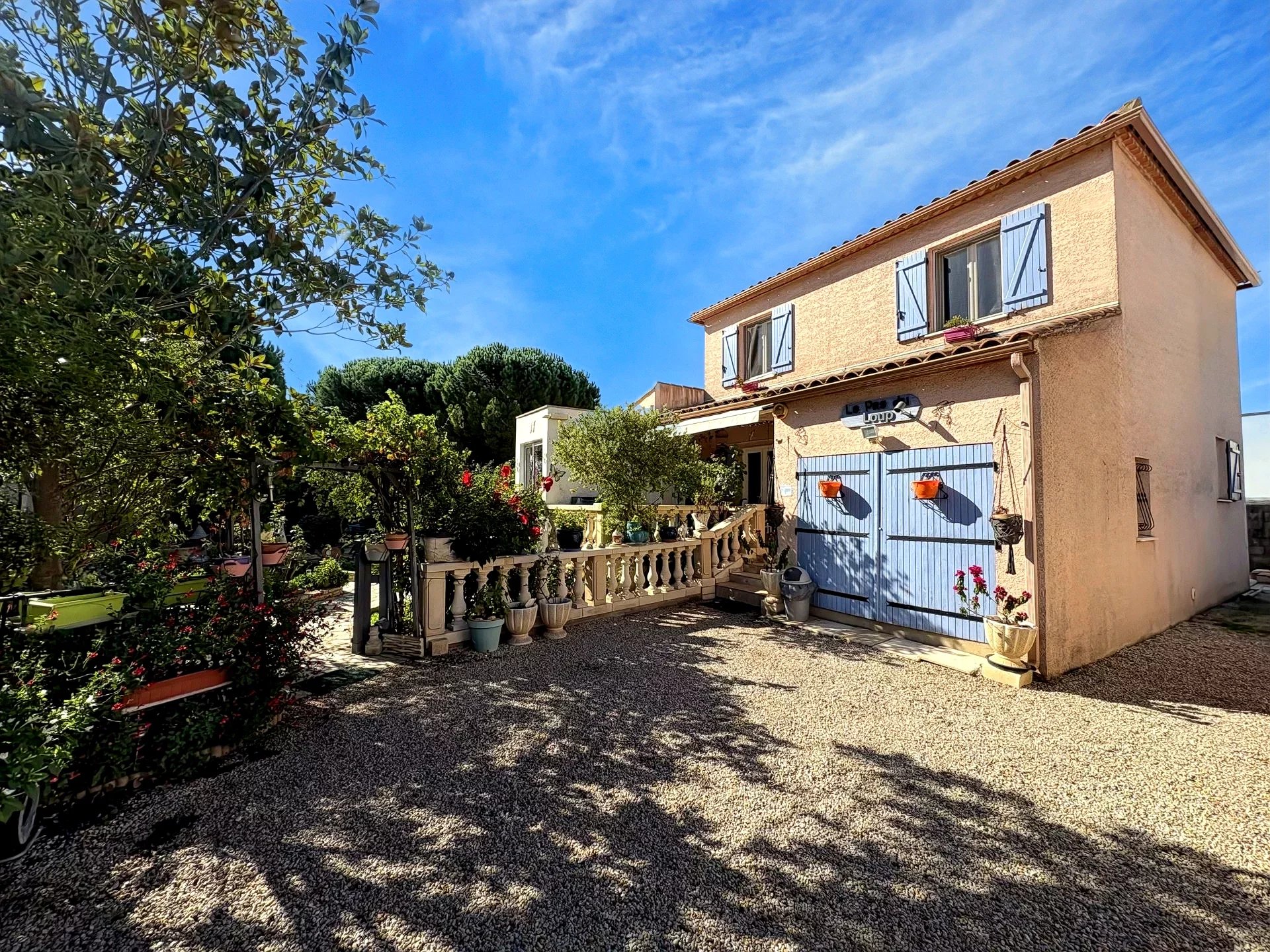 Agence immobilière de 