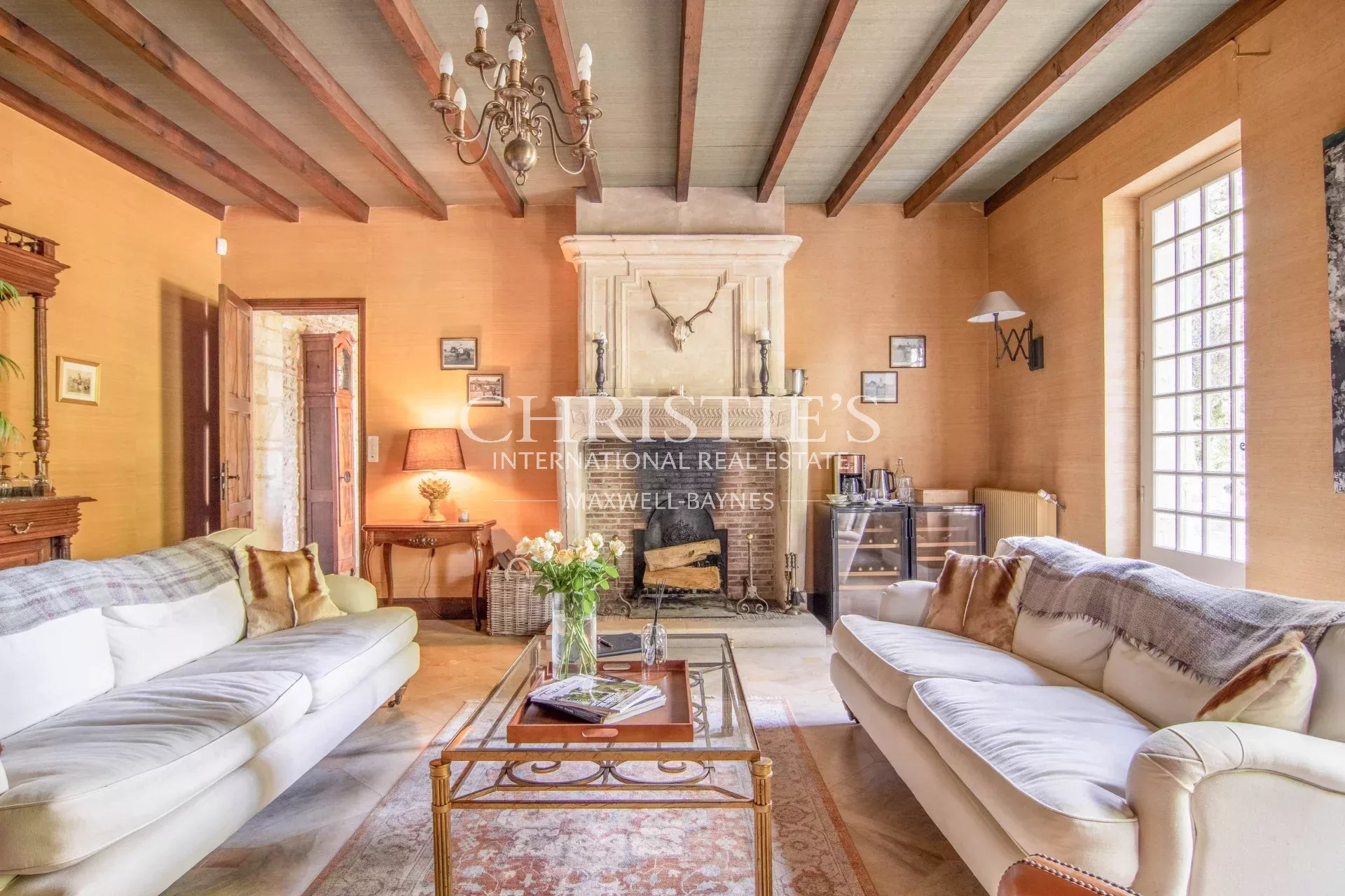 10 Bedroom Villa/Townhouse's Image 5