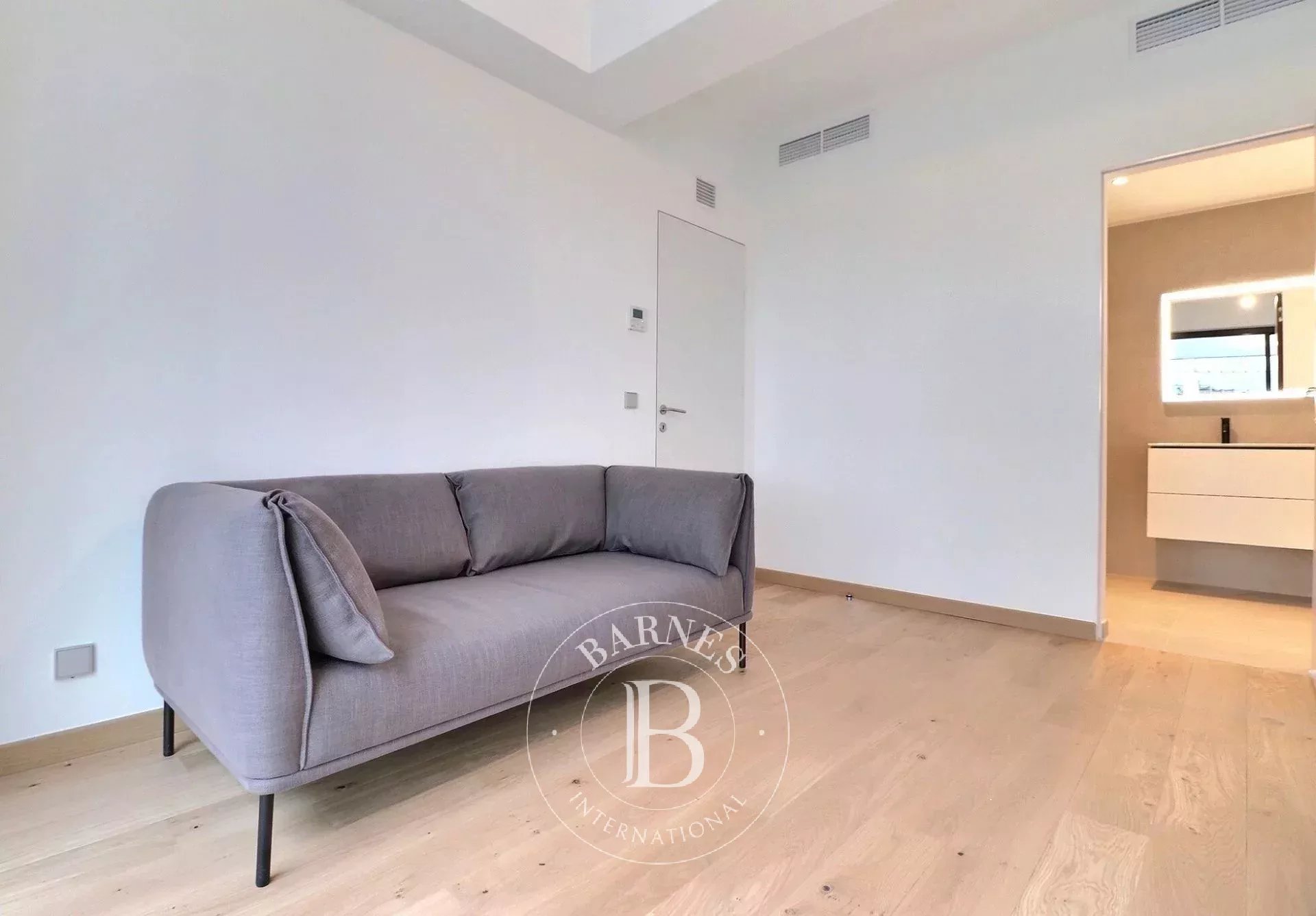 Avenue Louise – Appartement 2ch + terrasse