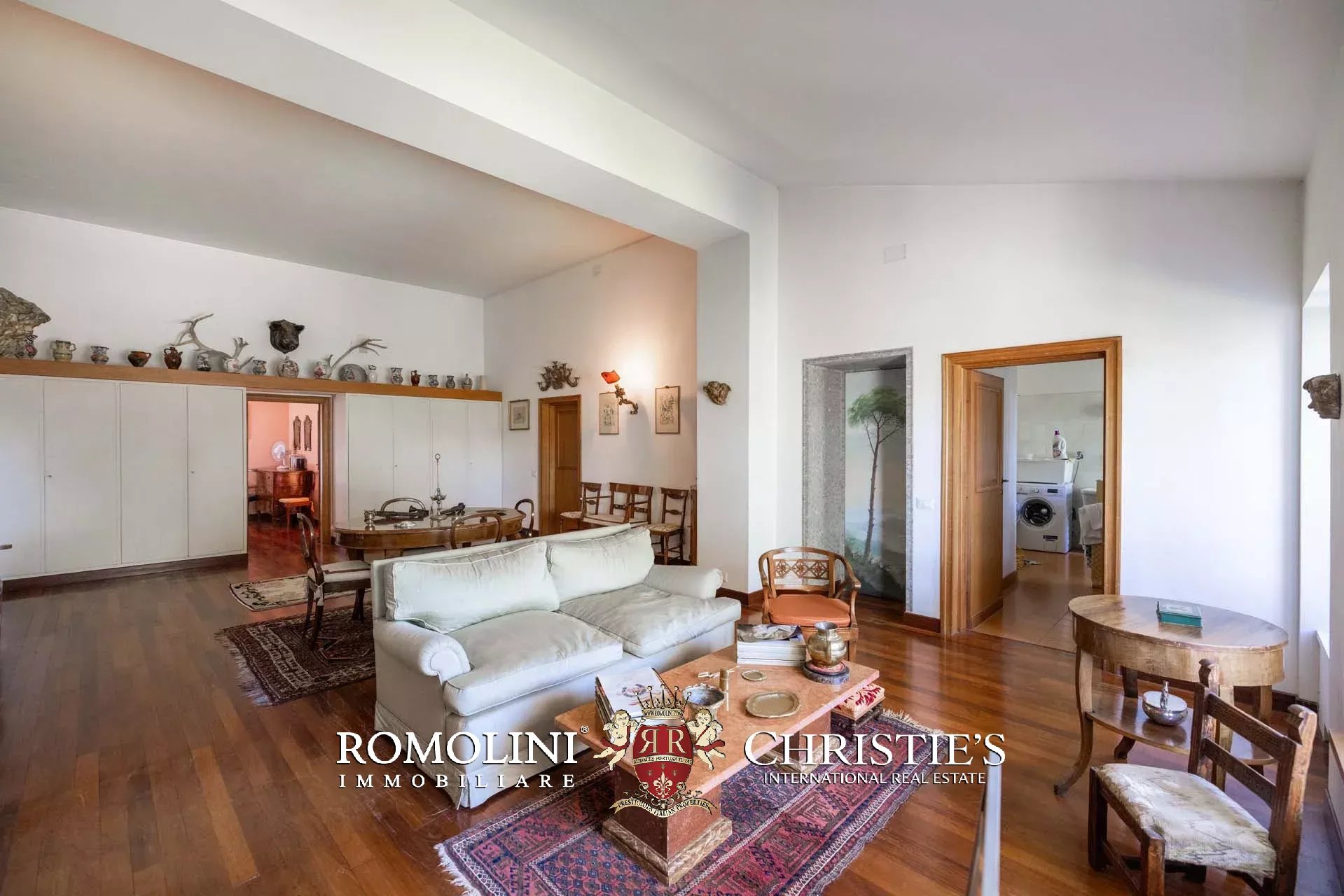 30 Bedroom Villa/Townhouse's Image 58
