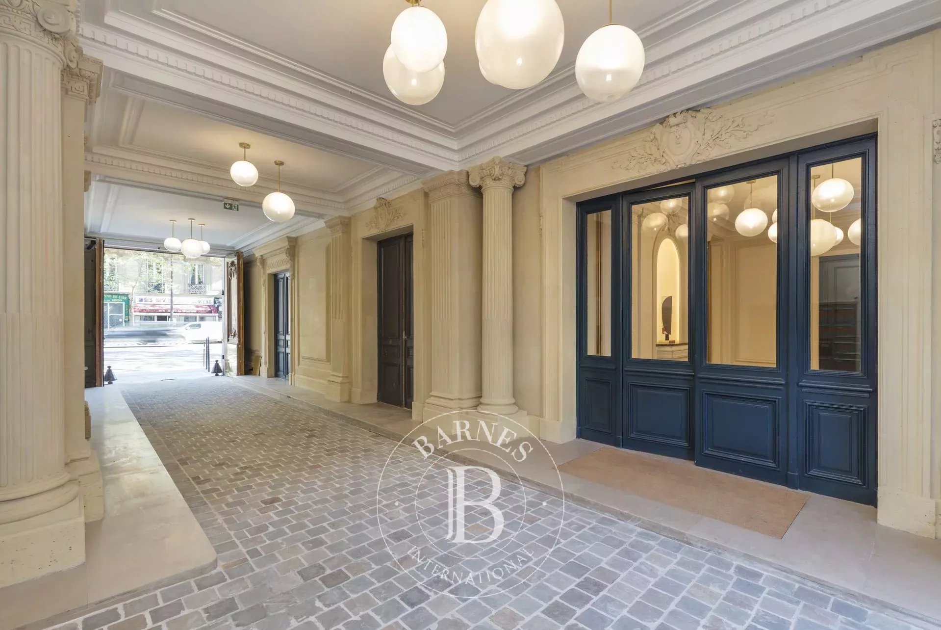 Daire Paris 8ème - picture 12