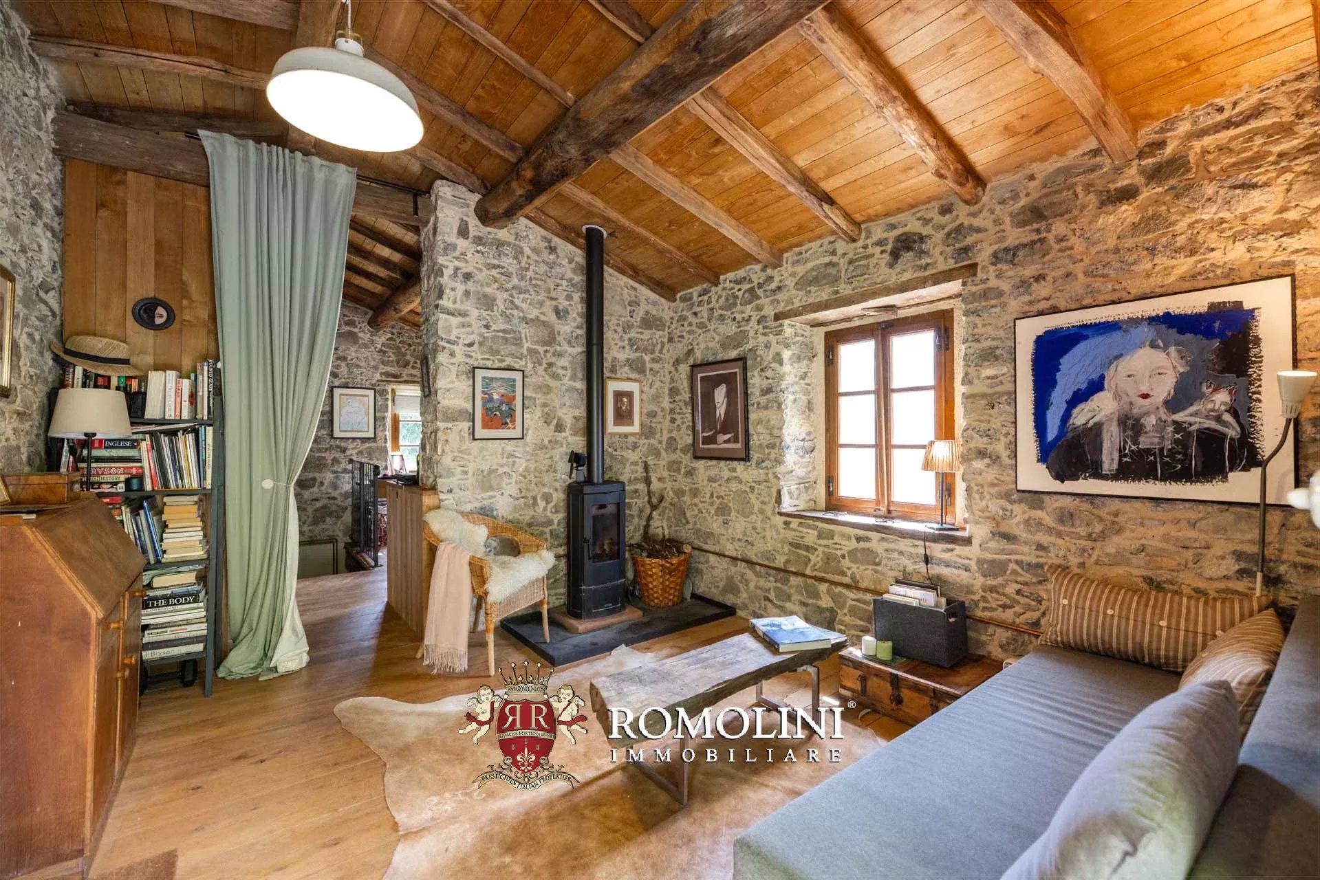 10 Bedroom Villa/Townhouse's Image 51