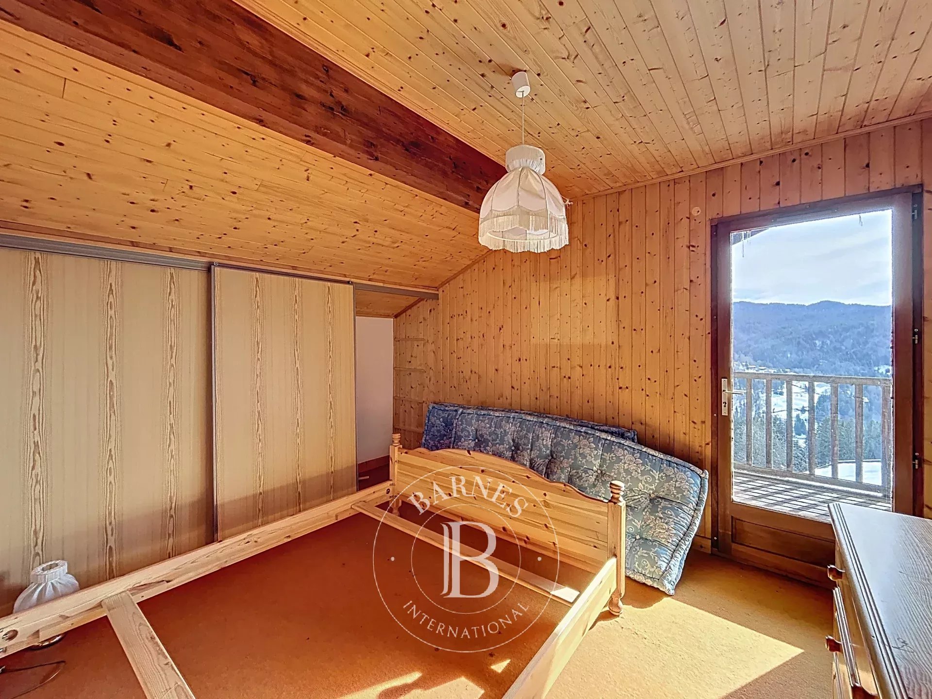 Photo of Les Gets - Chalet to renovate - 187 sqm - Beautiful view