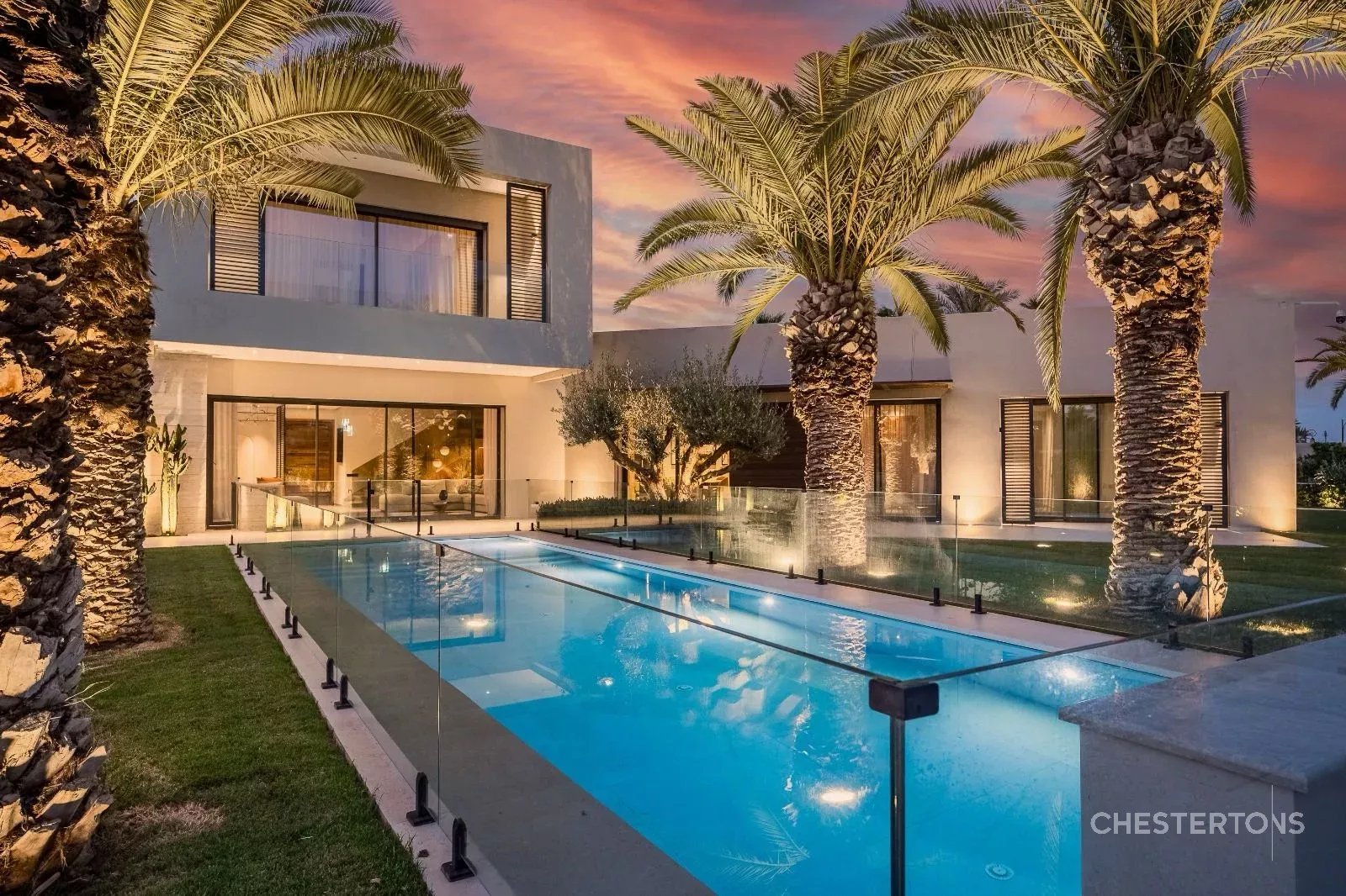  Image of Villa - 5 Bedrooms - 5 Bathrooms for Sale in Marrakech-Ménara-Marrakech-Morocco, Image 7