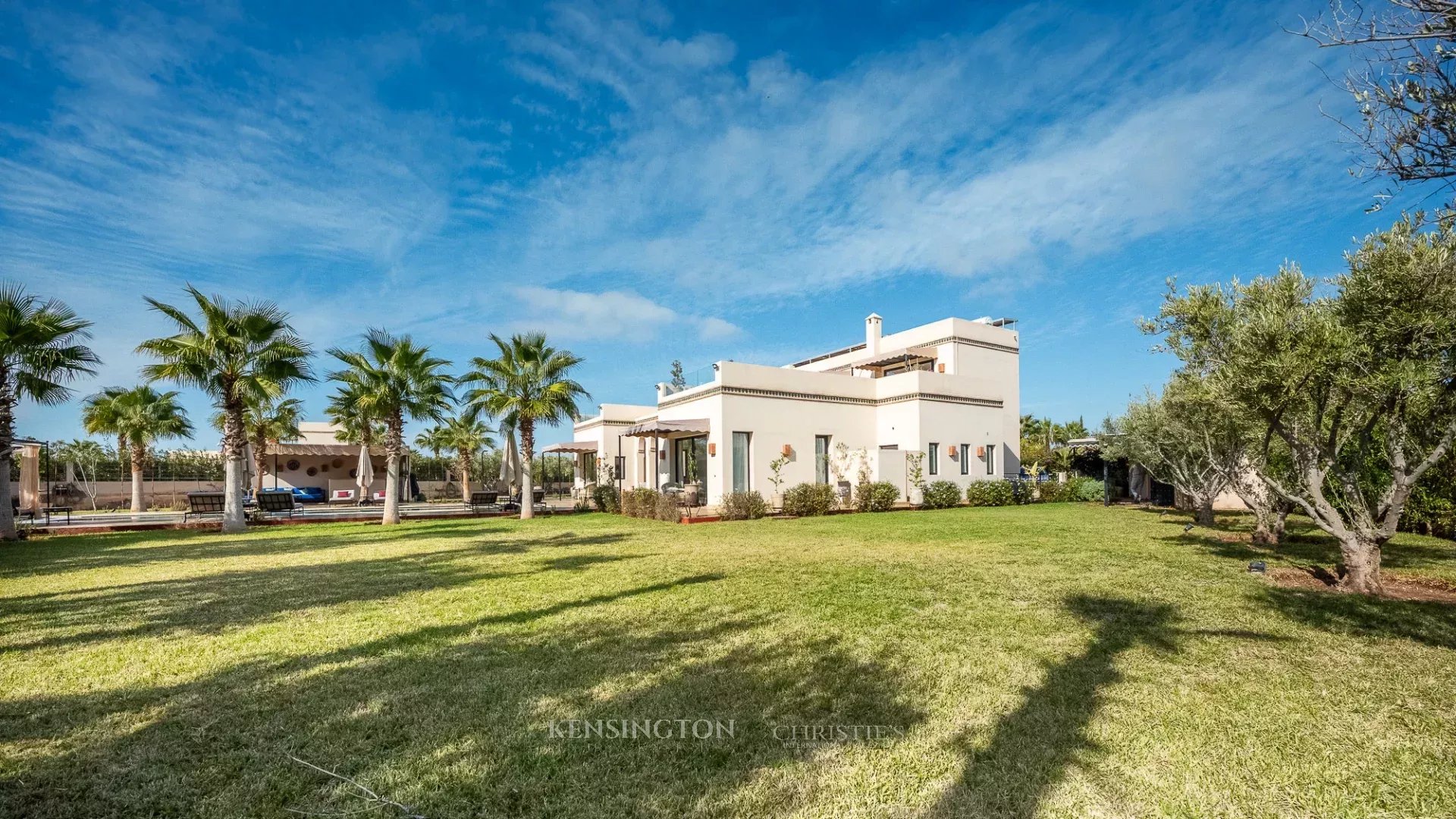 6 Bedroom Villa/Townhouse's Image 54