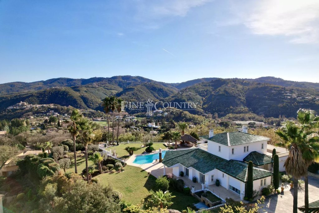 Villa for sale in Auribeau sur Siagne — Villa for sale Auribeau-sur-Siagne with panoramic views