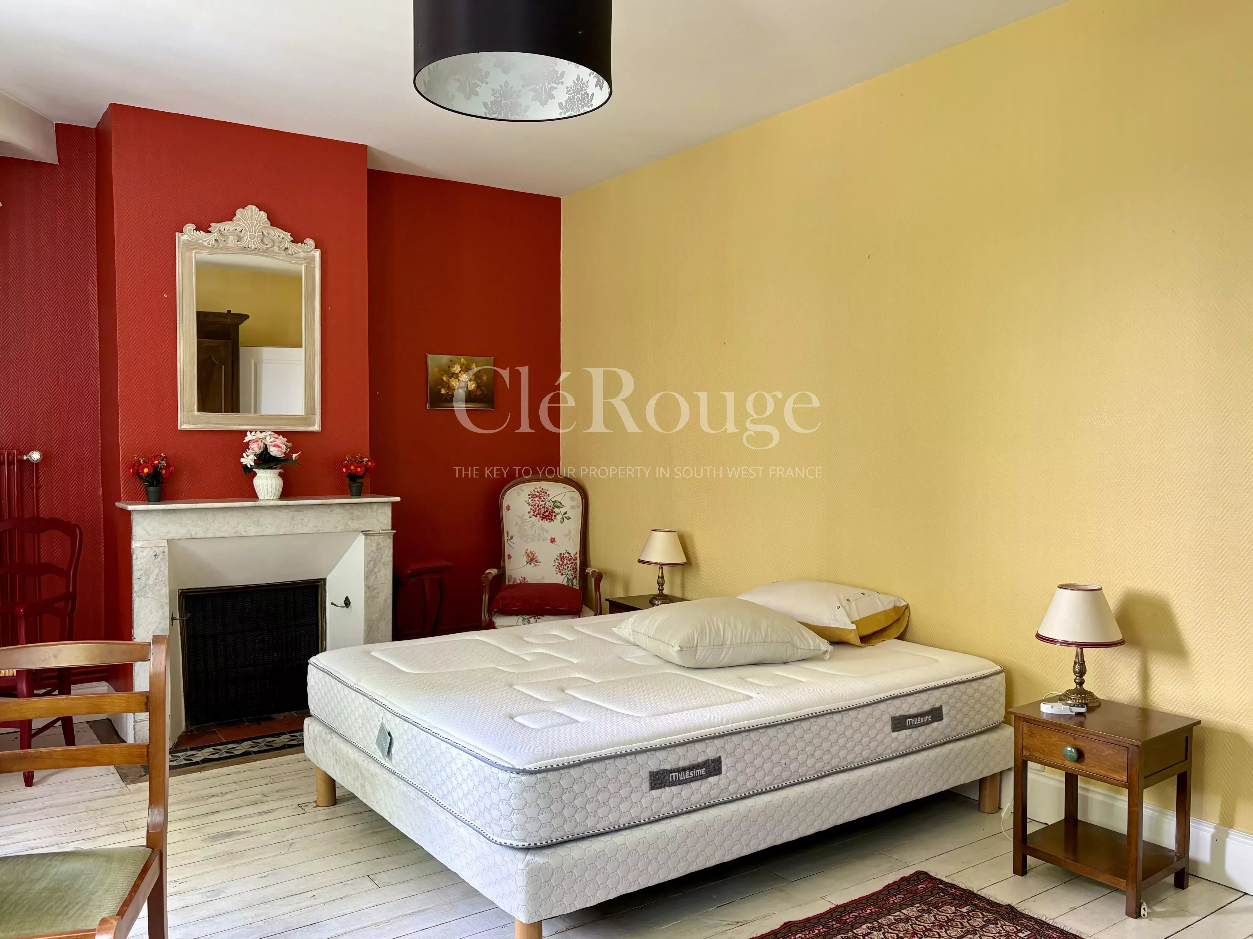 Au coeur d'Agen  Élégante demeure en pierre avec gîte, piscine et la liberté de créer, d'y vivre ou de louer.