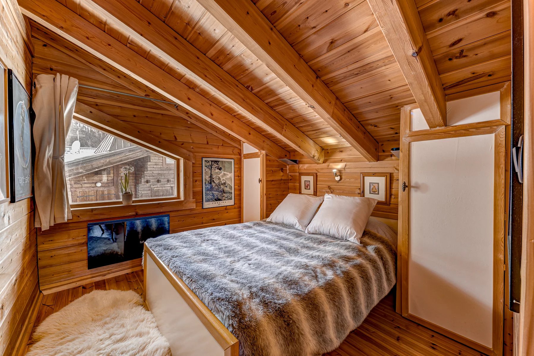 Photo of LES HOUCHES - Ski-in Ski-Out Duplex