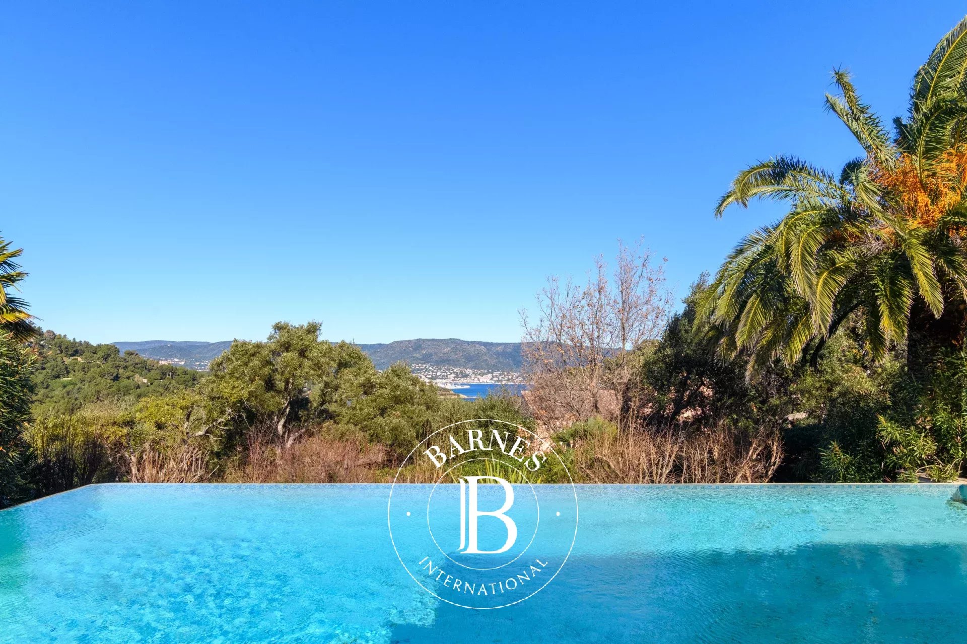 Propriété Bormes-les-Mimosas  -  ref 86678188 (picture 2)