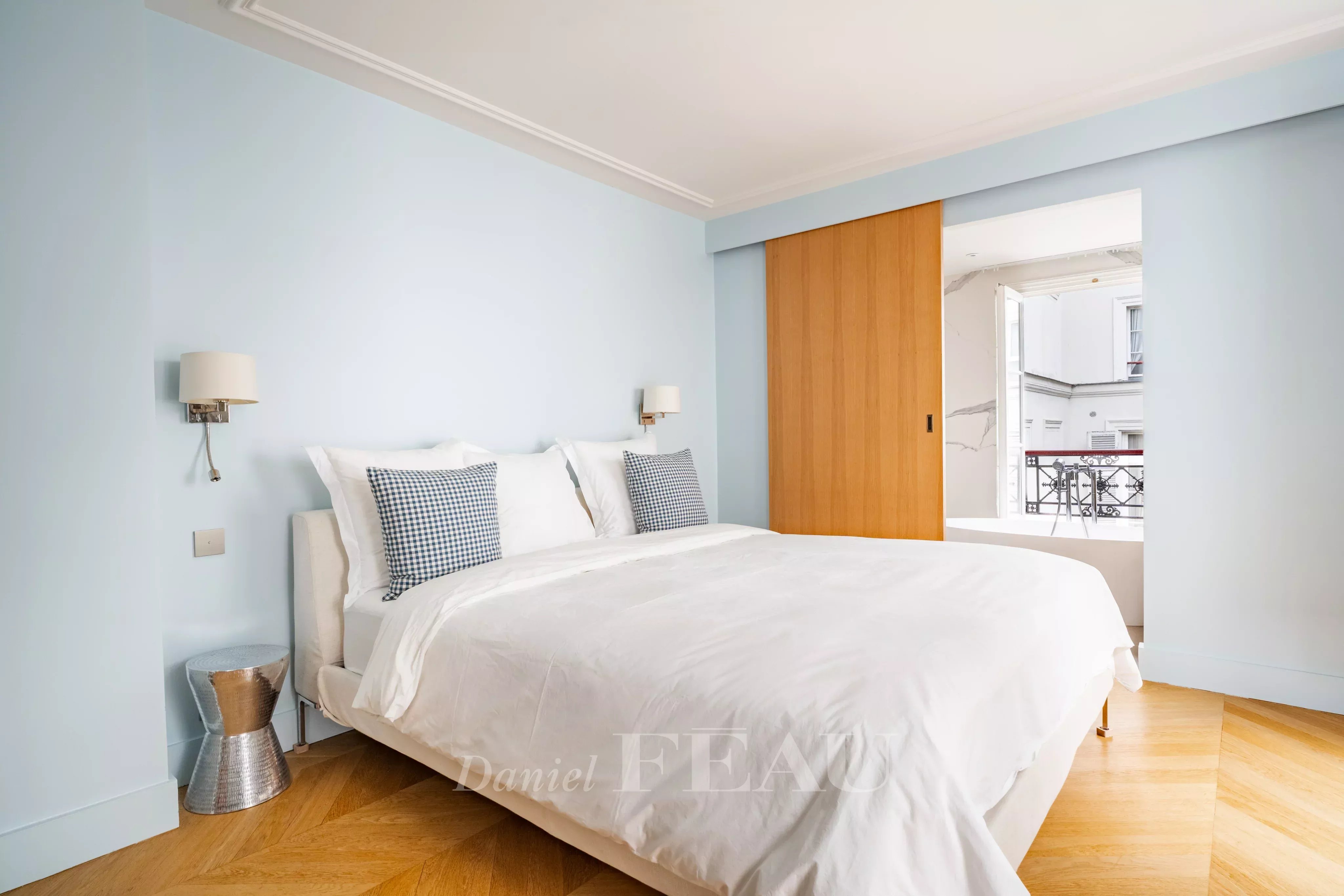Sale Apartment Paris 6th