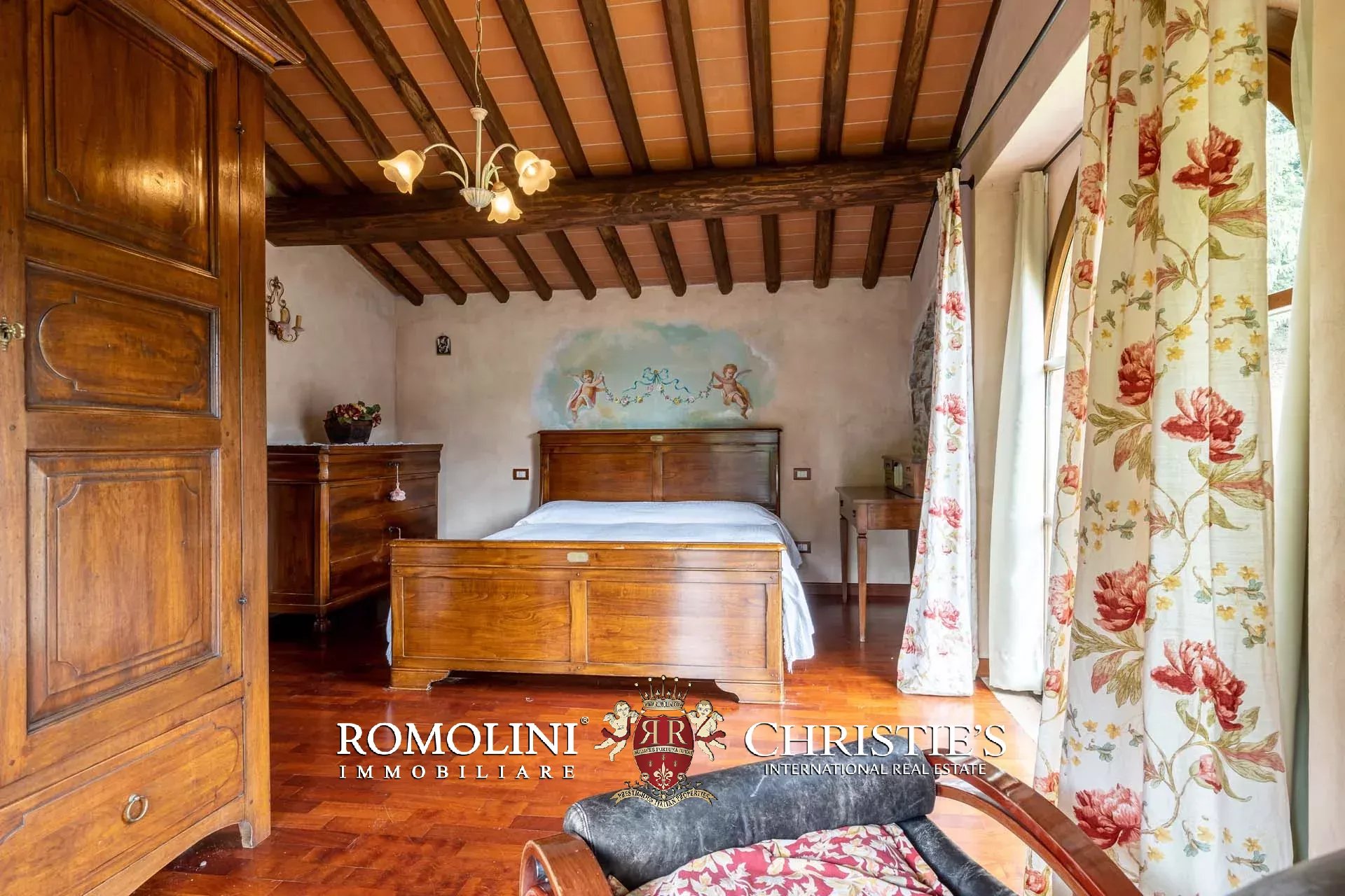 12 Bedroom Villa/Townhouse's Image 83