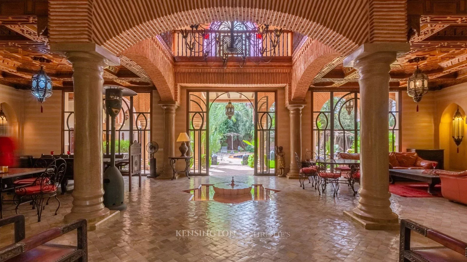 10 Bedroom Villa/Townhouse's Image 3