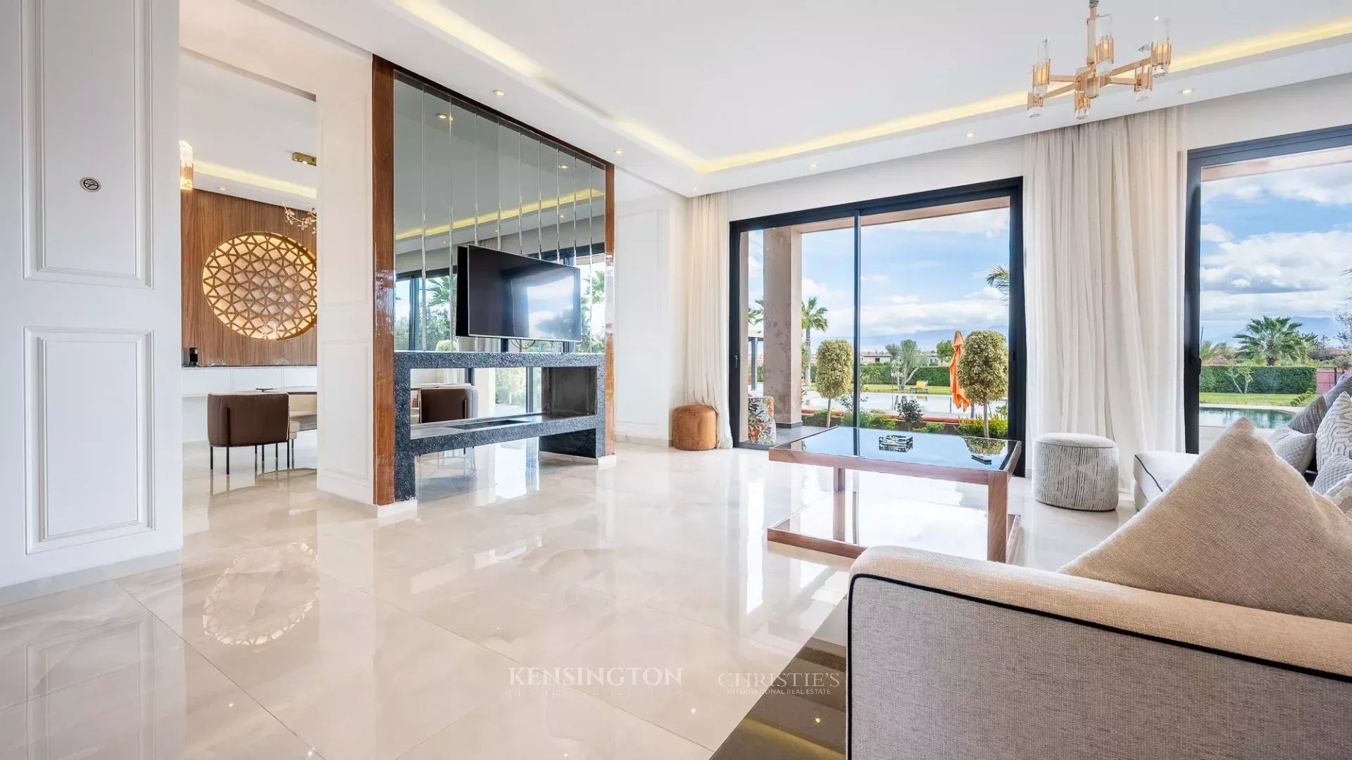 4 Bedroom Villa/Townhouse's Image 5