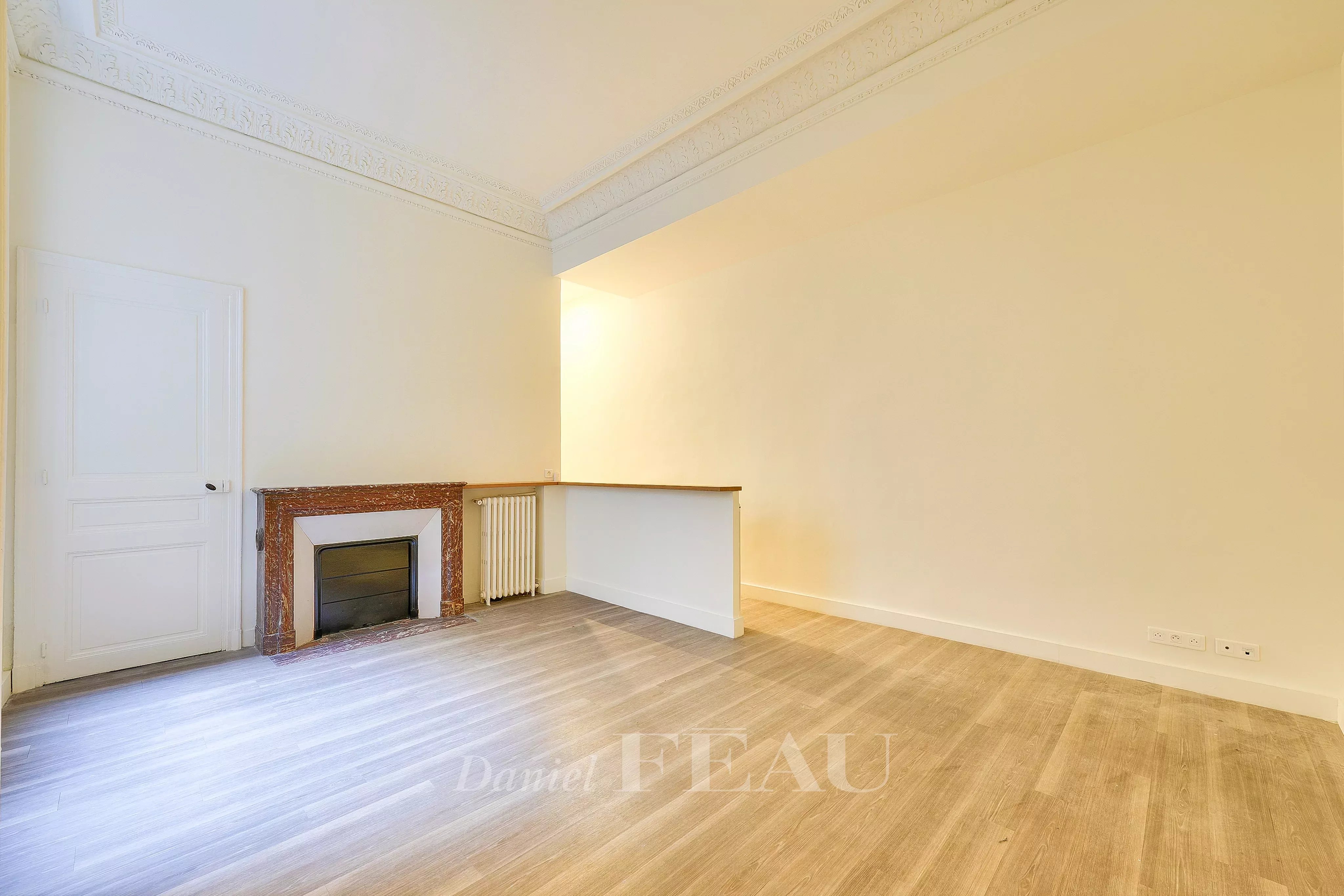 Paris 5th District – A 2-bed apartment rented unfurnished