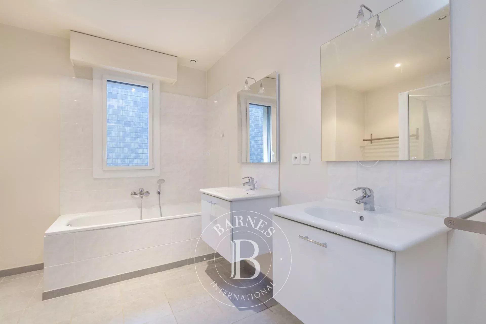 Rueil-Malmaison  - House 5 Bedrooms - picture 12