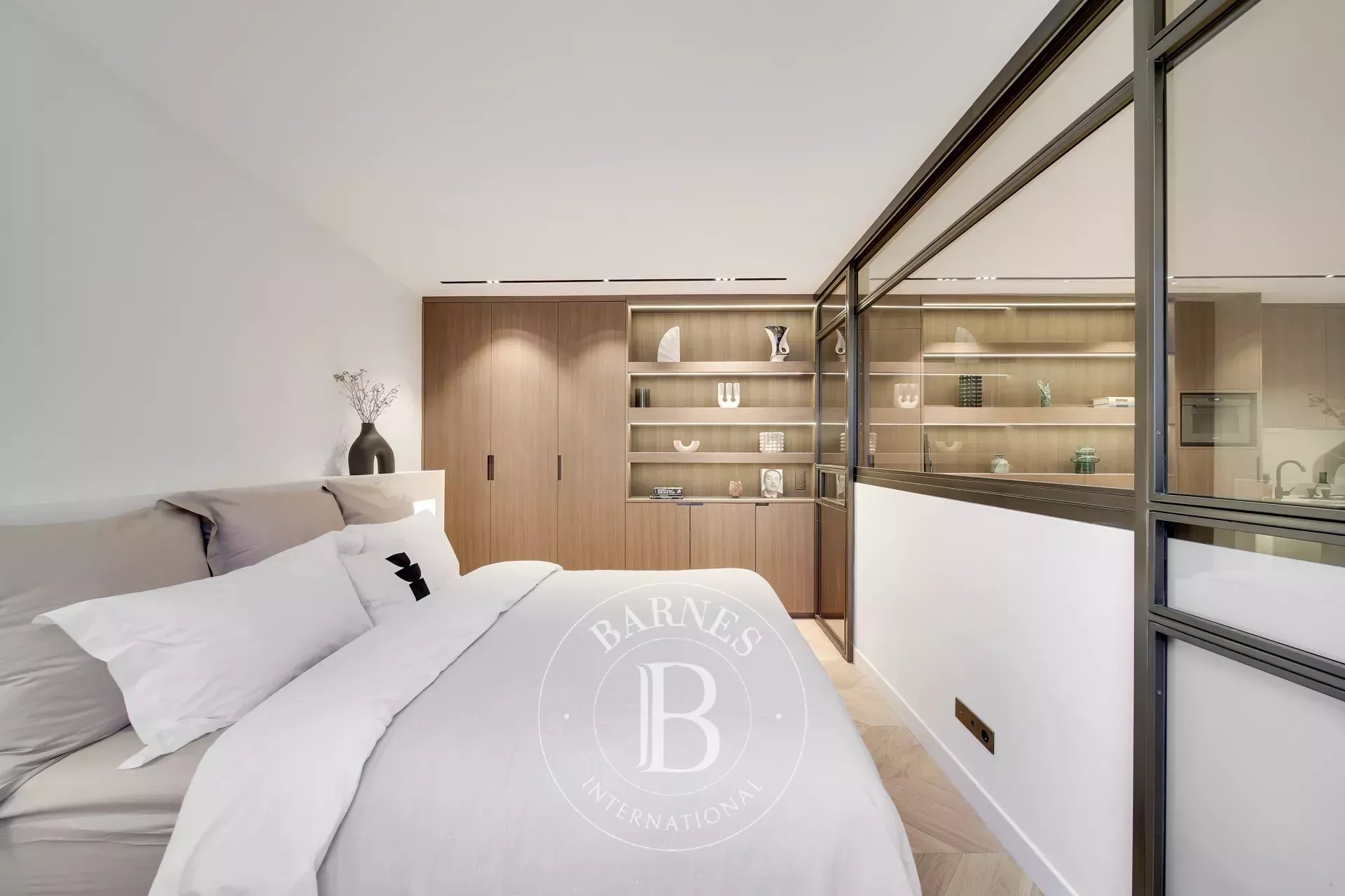 Daire Paris 6ème - picture 8