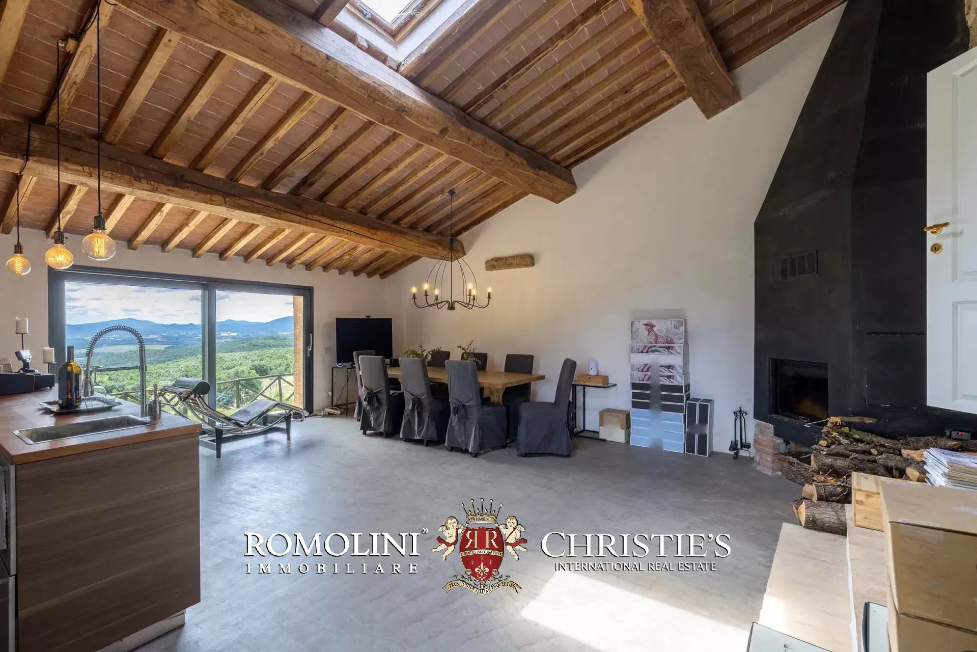 6 Bedroom Villa/Townhouse's Image 63
