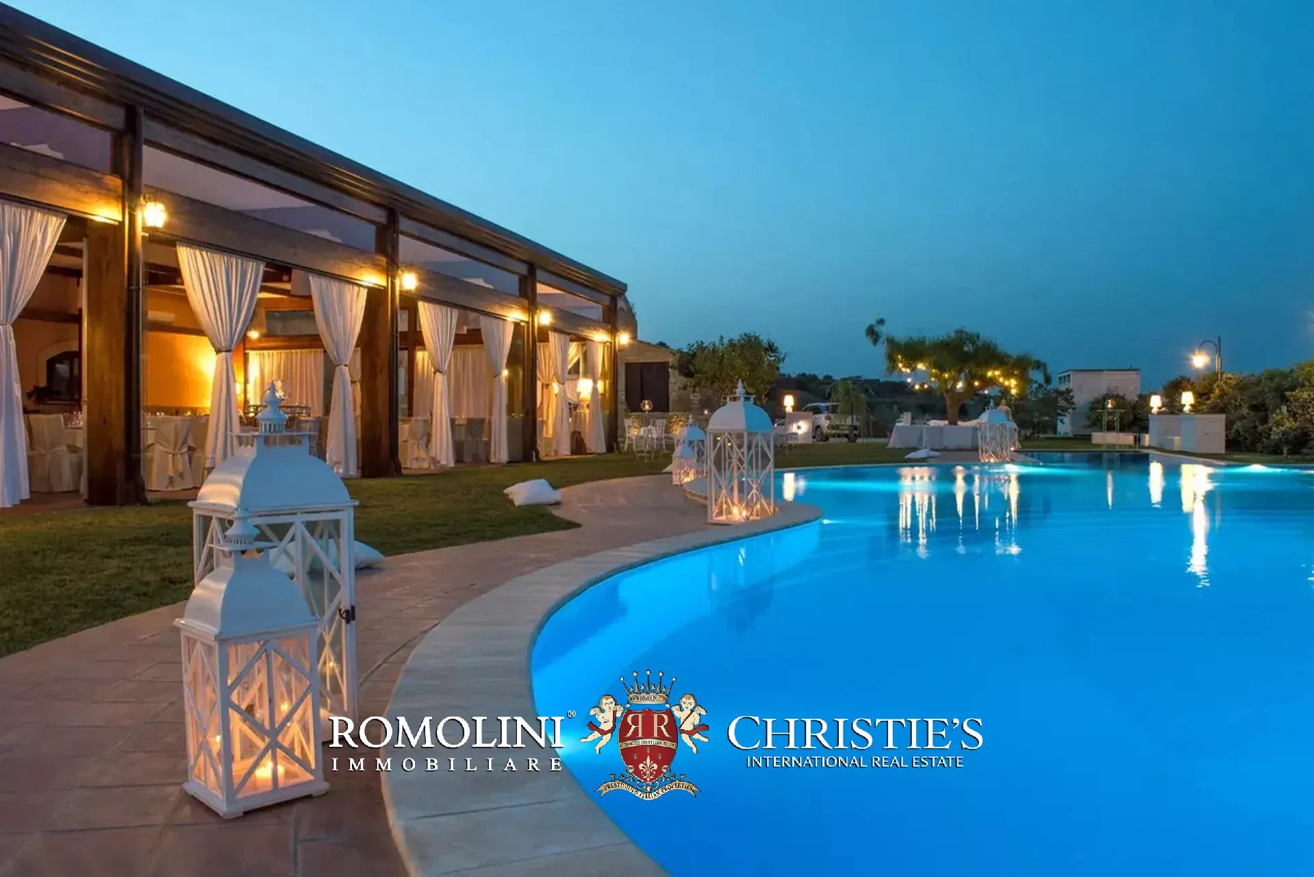 10 Bedroom Villa/Townhouse's Image 16