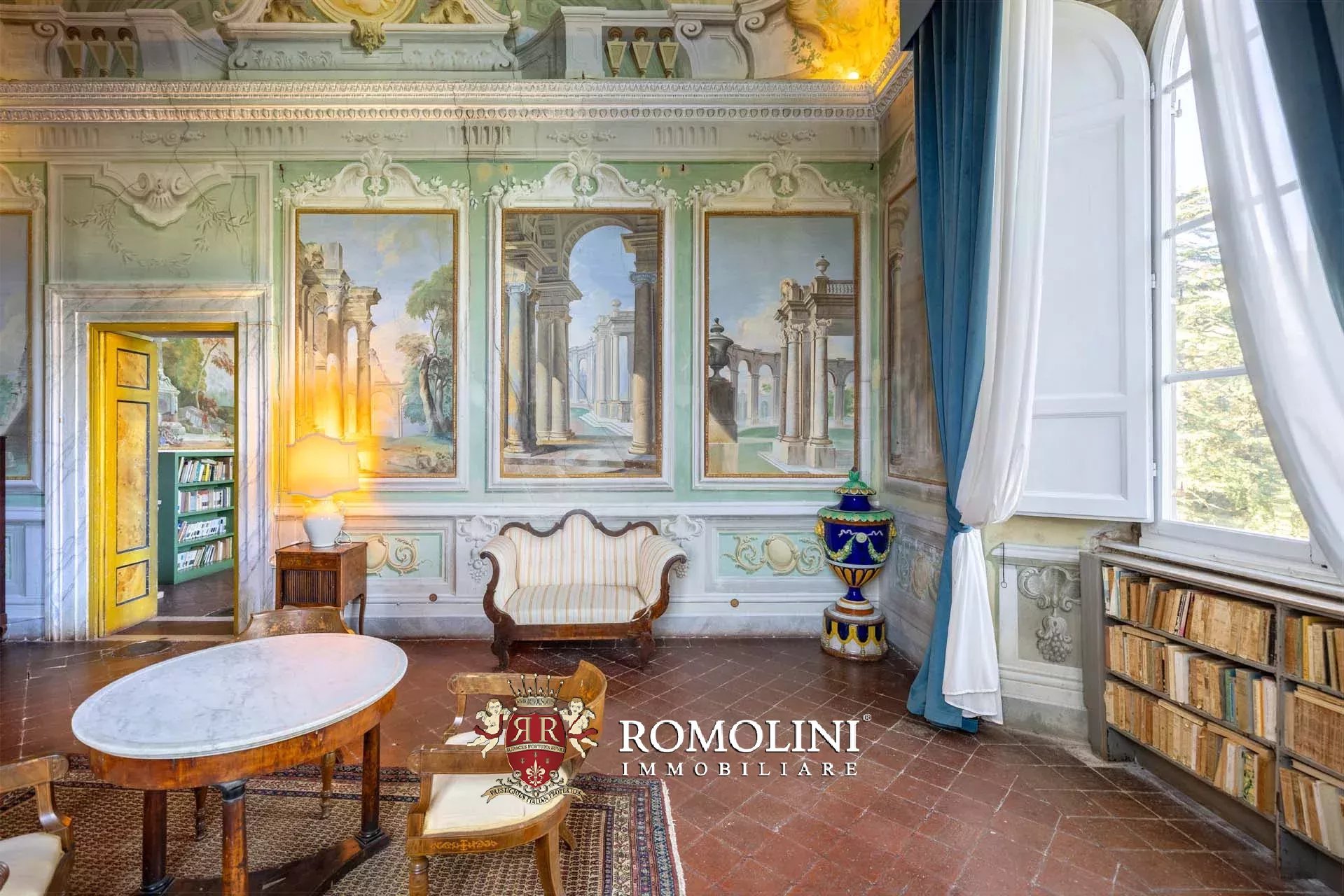 14 Bedroom Villa/Townhouse's Image 36