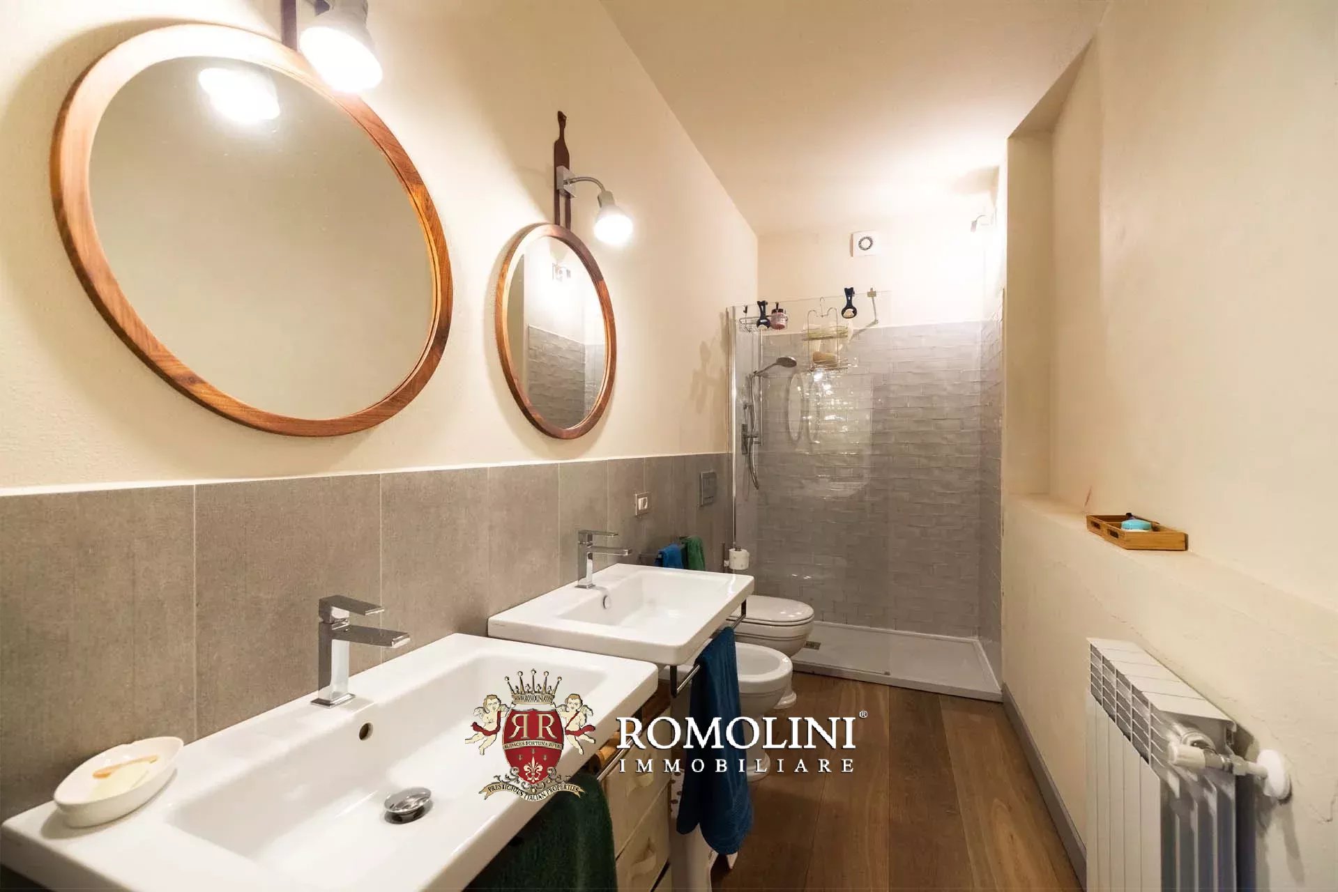 5 Bedroom Villa/Townhouse's Image 43