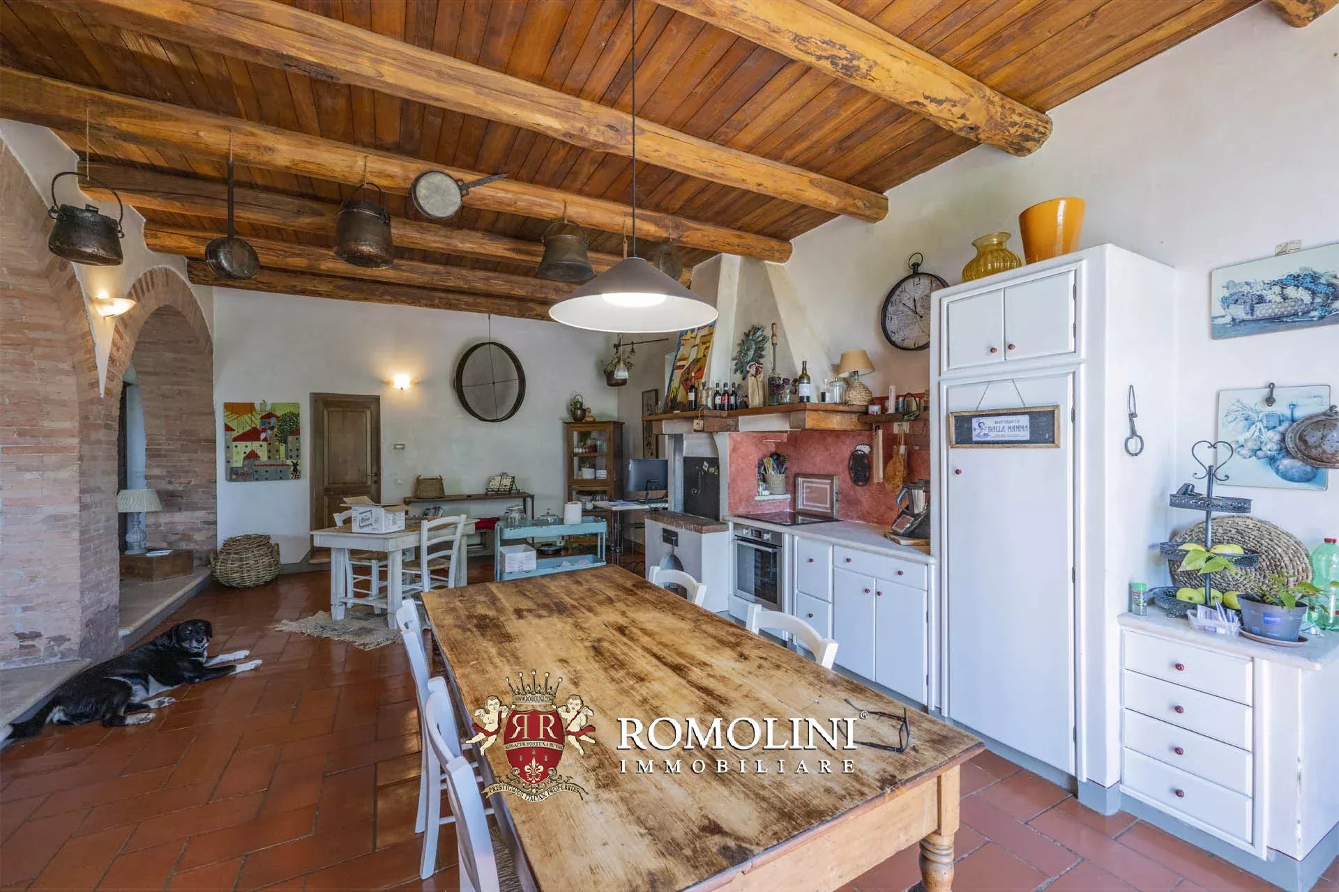 34 Bedroom Vineyard's Image 49