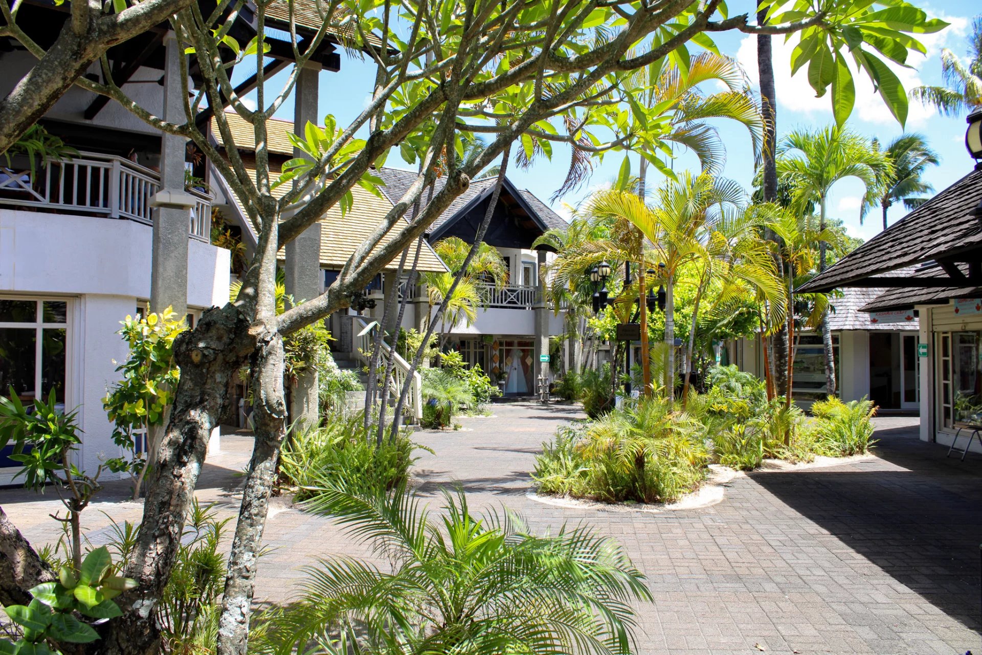 GRAND BAIE – Commercial space in prime Sunset Boulevard location – 35.5 m²