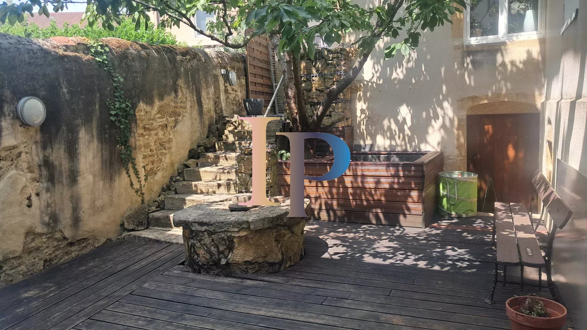 Maison 4 pièces 158 m² · à Charolles · 158 m² · 249 900 €