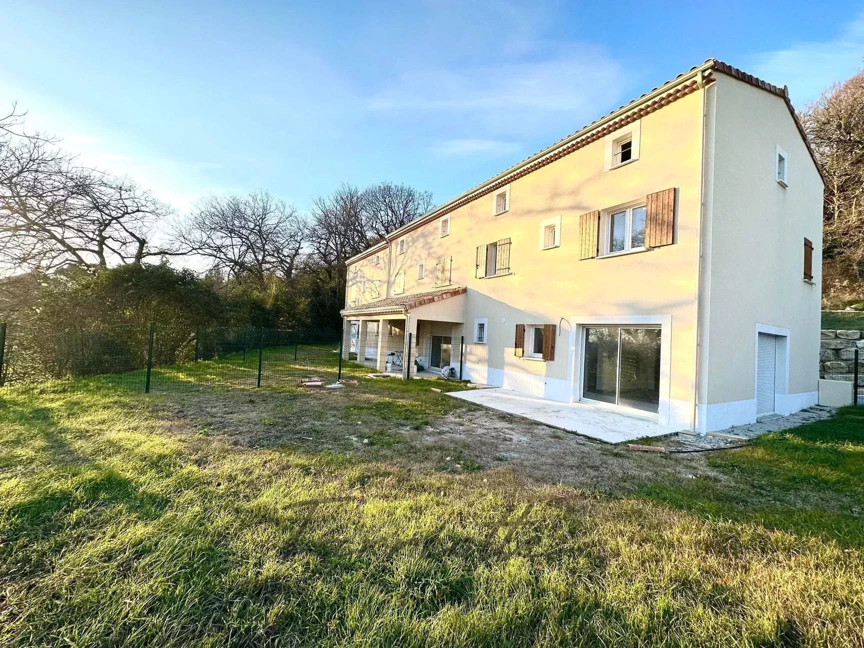 Sale Housing estate Montélimar