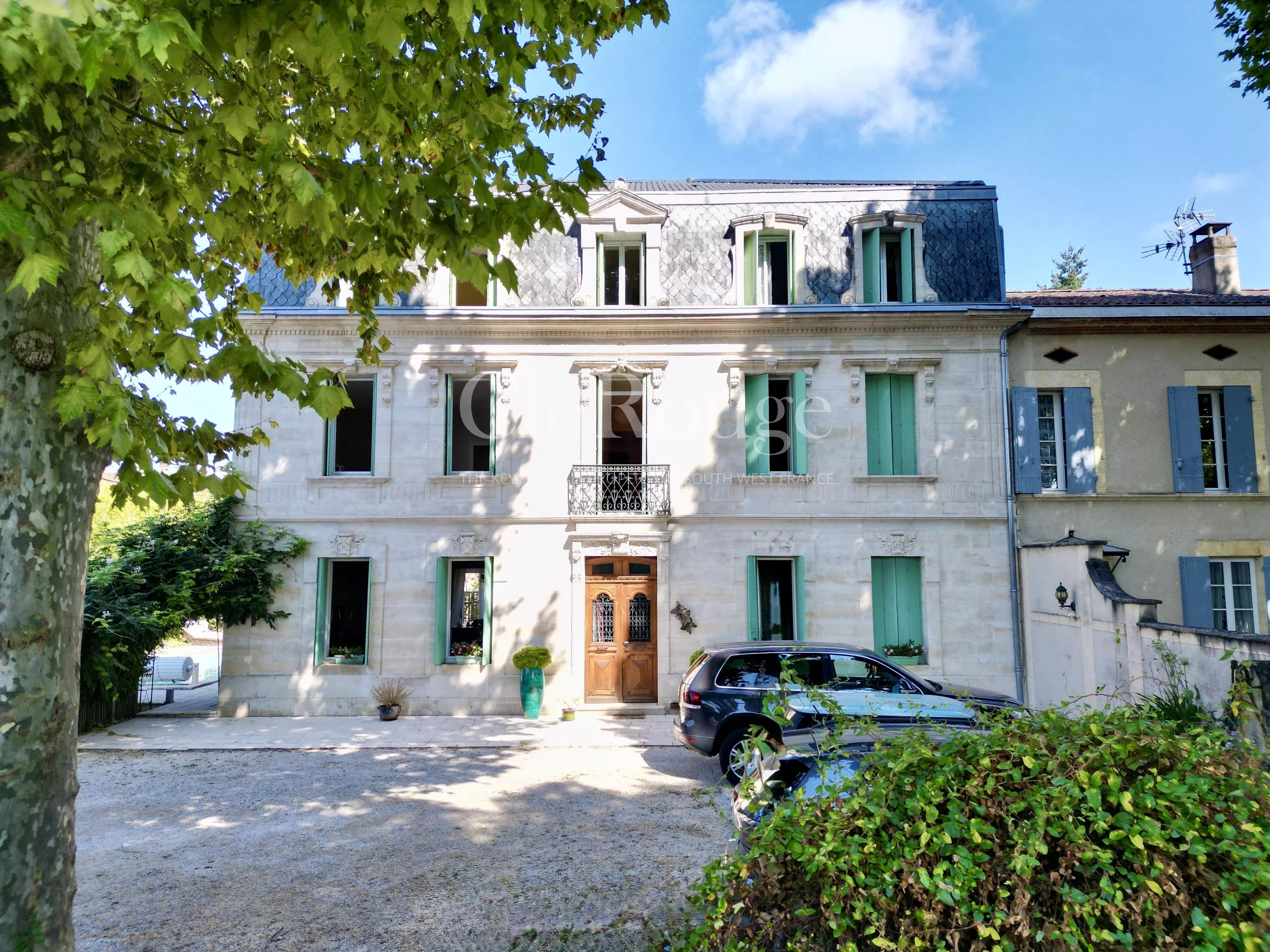 House in Agen - view 1