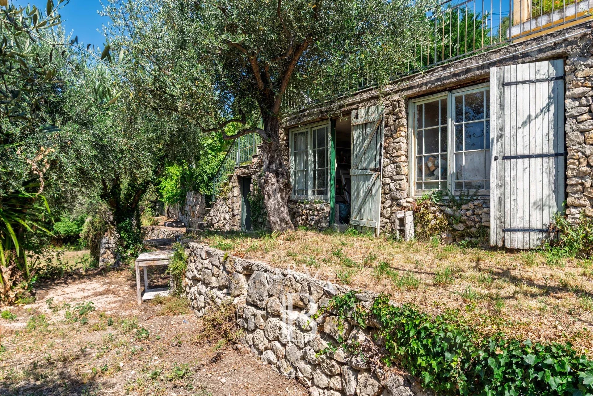 Grasse  - Villa 5 Pi&egrave;ces 3 Chambres - picture 15