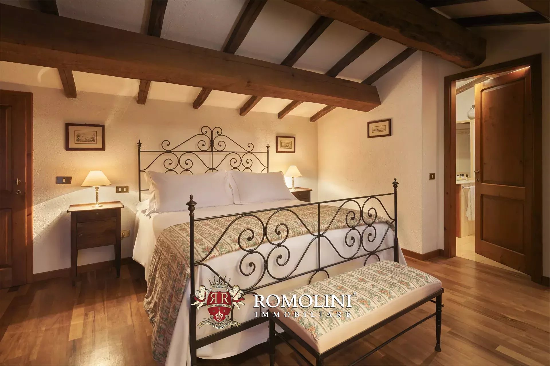 15 Bedroom Villa/Townhouse's Image 54