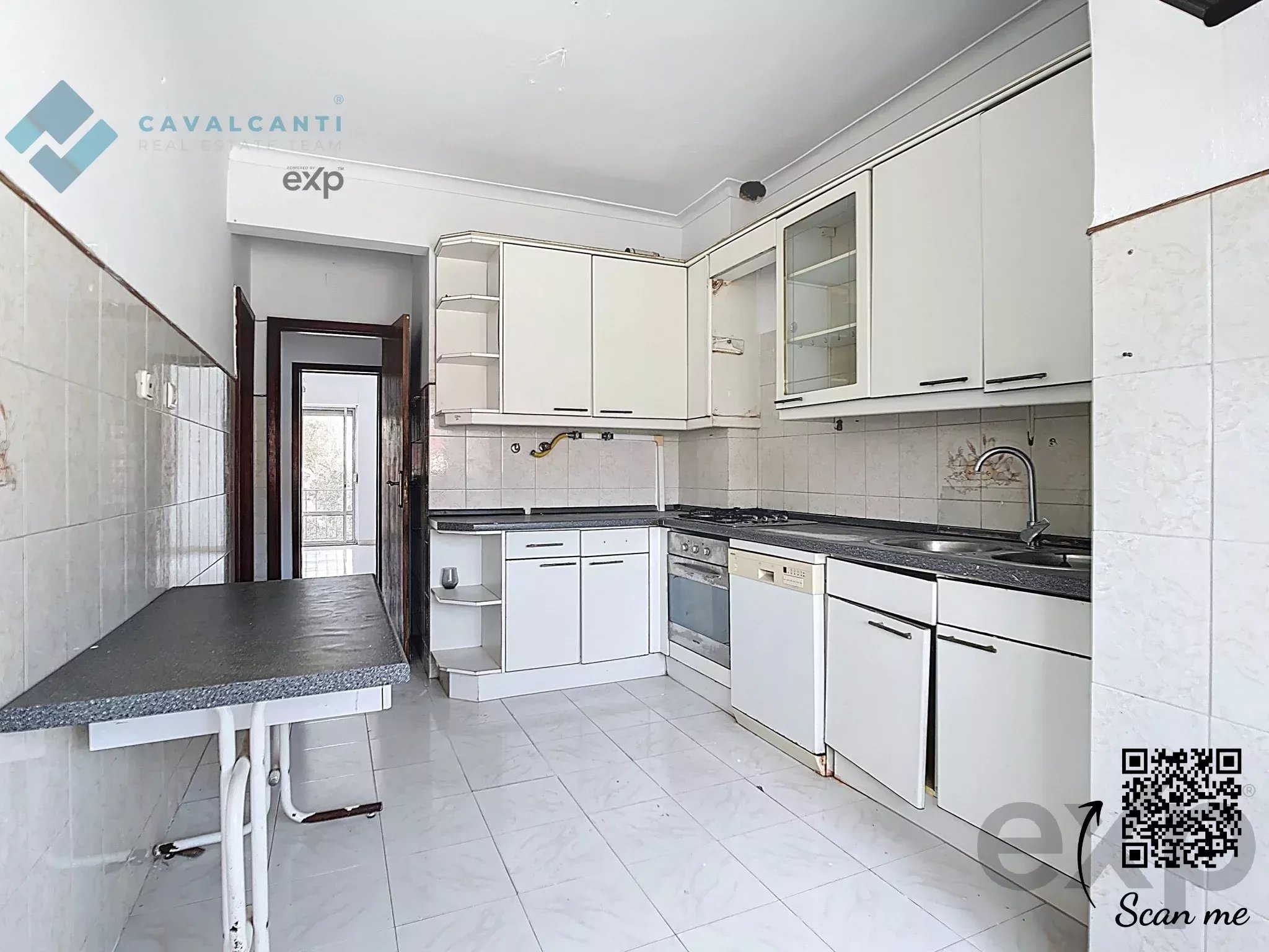 T3 for refurbishment in the heart of Carnaxide 86827812 image 9