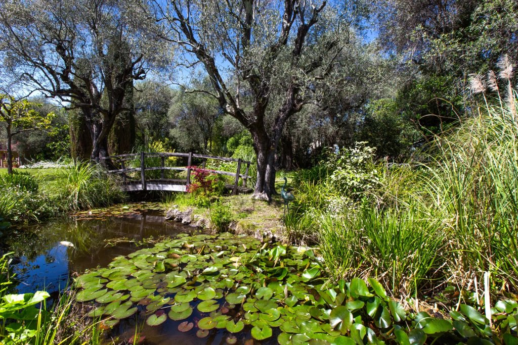 Villa for sale in Grasse — Luxury Farmhouse for Sale in Grasse | Historic Family Estate