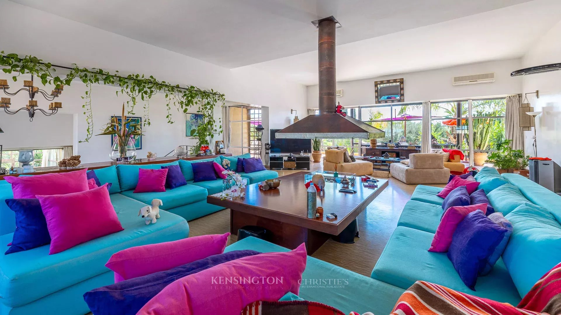 5 Bedroom Villa/Townhouse's Image 14