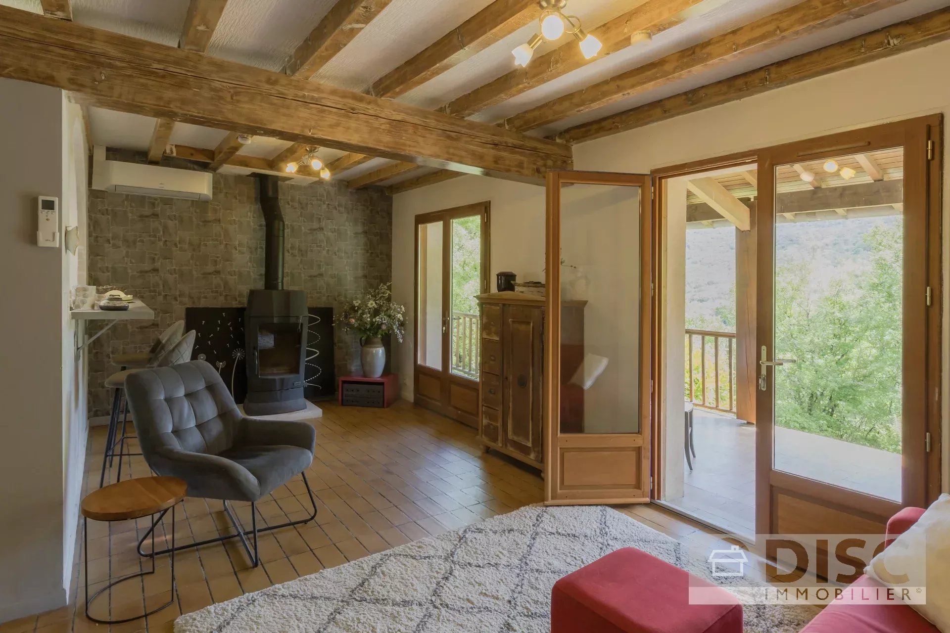 Maison de plain pied avec jardin et vues spectaculaires sur les falaises. - Photo 5