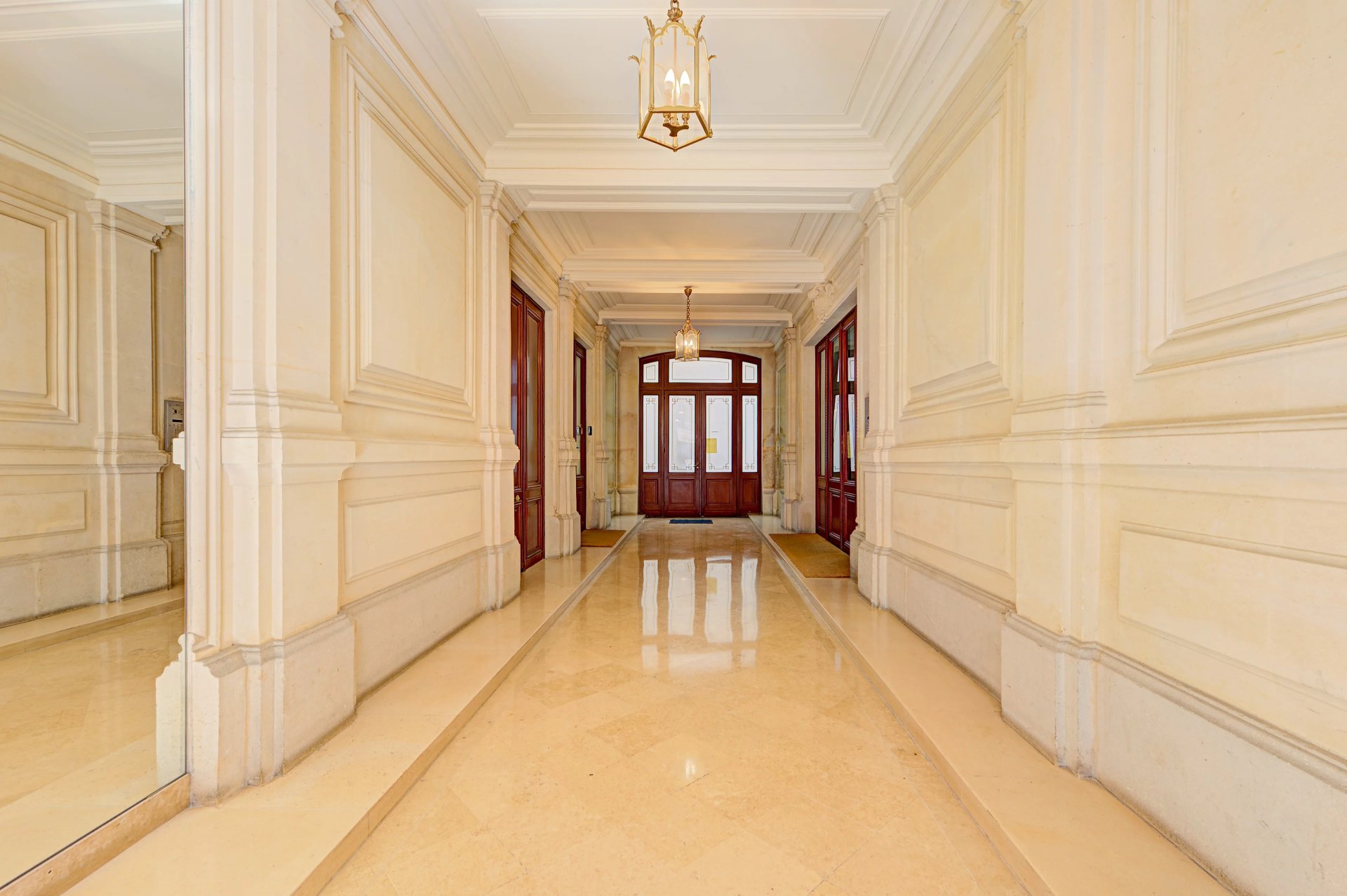 Apartment/Flat's Image 14